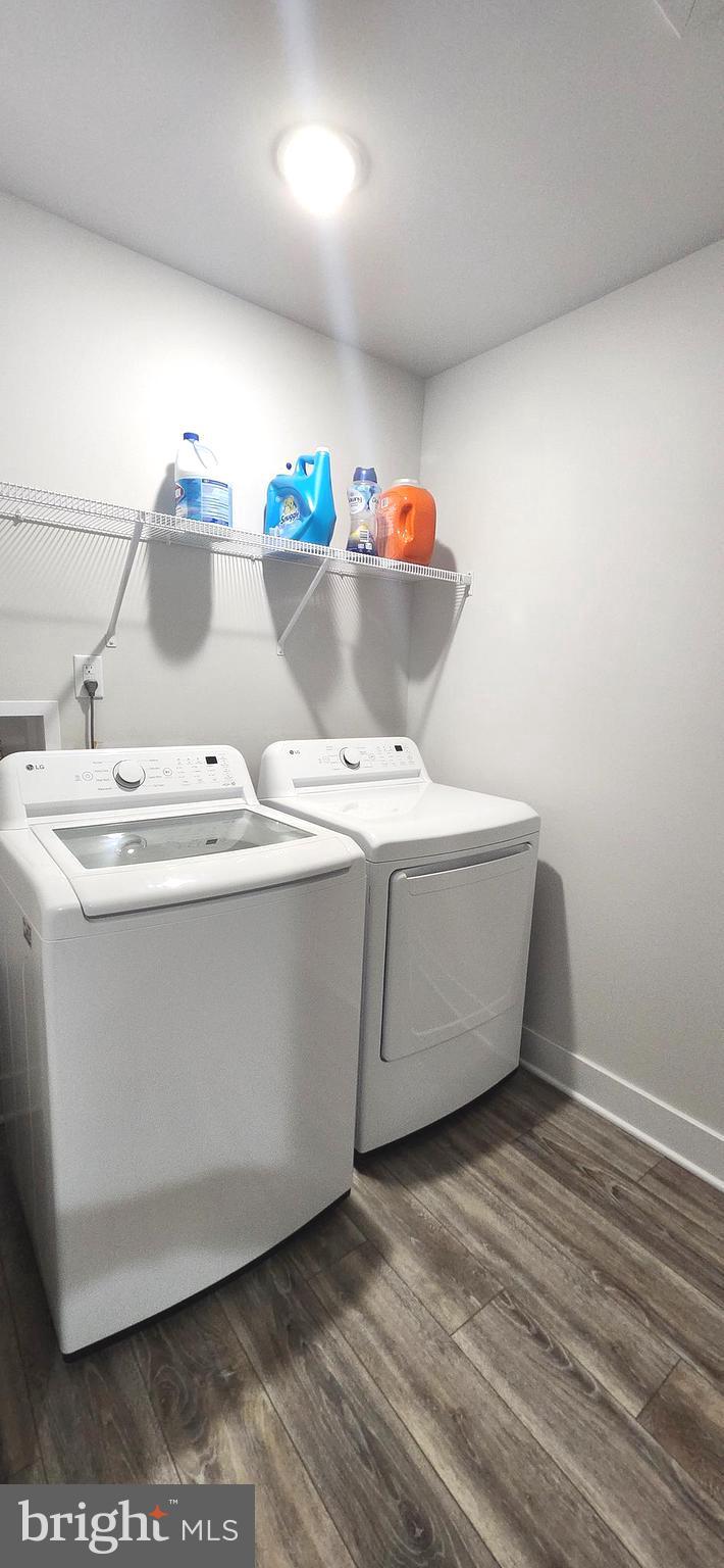 LAKE OF THE WOODS - Residential