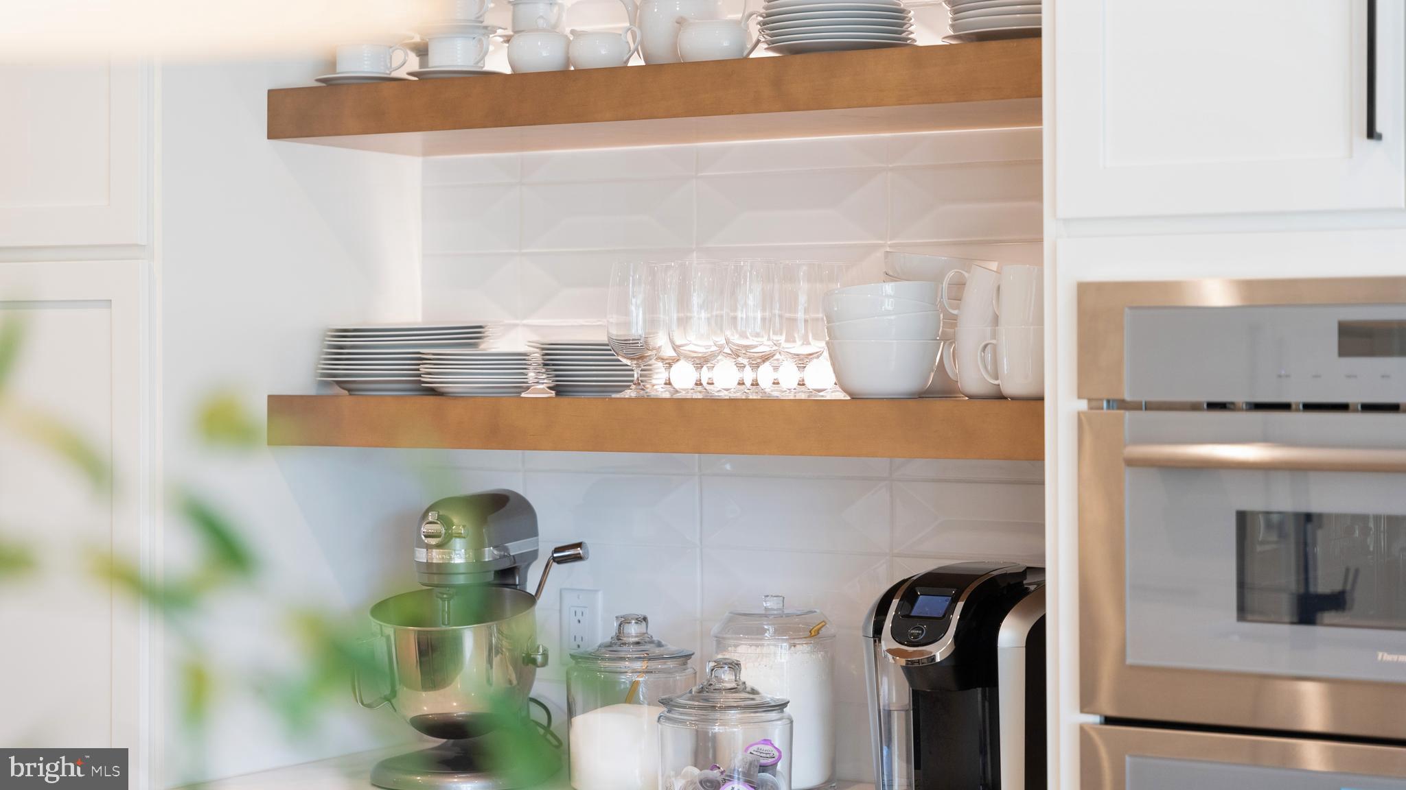 BETHESDA OUTSIDE - Residential