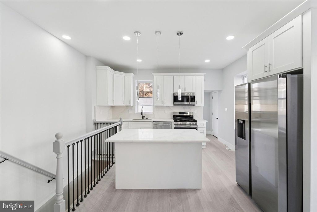 Photo of 6506 N Park Avenue, PHILADELPHIA, PA 19126 (MLS # PAPH2573764)