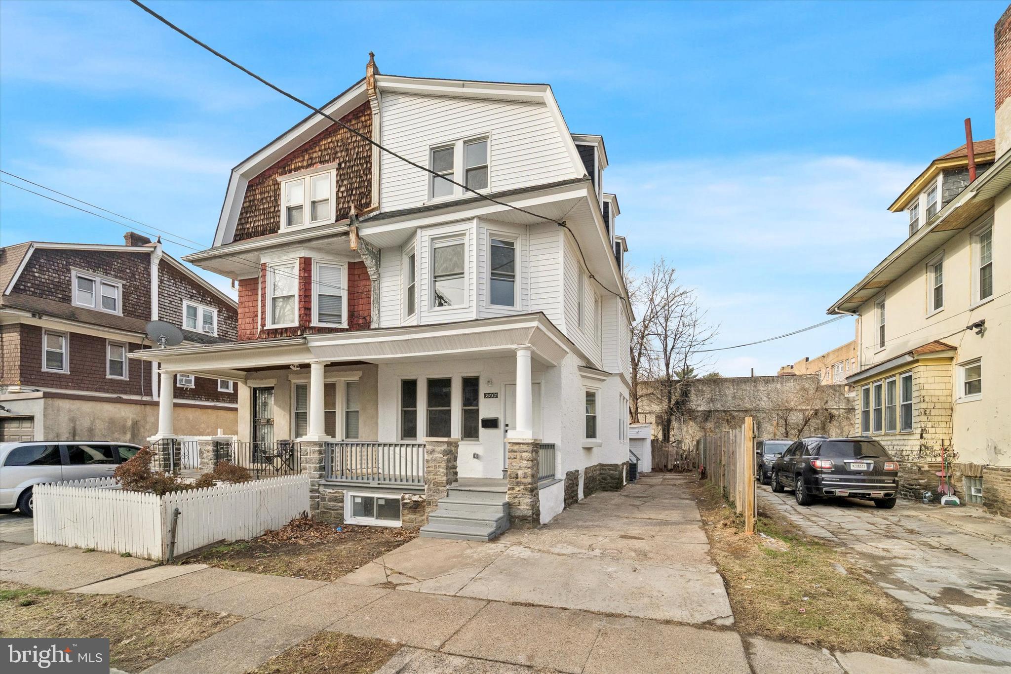 OAK LANE - Residential