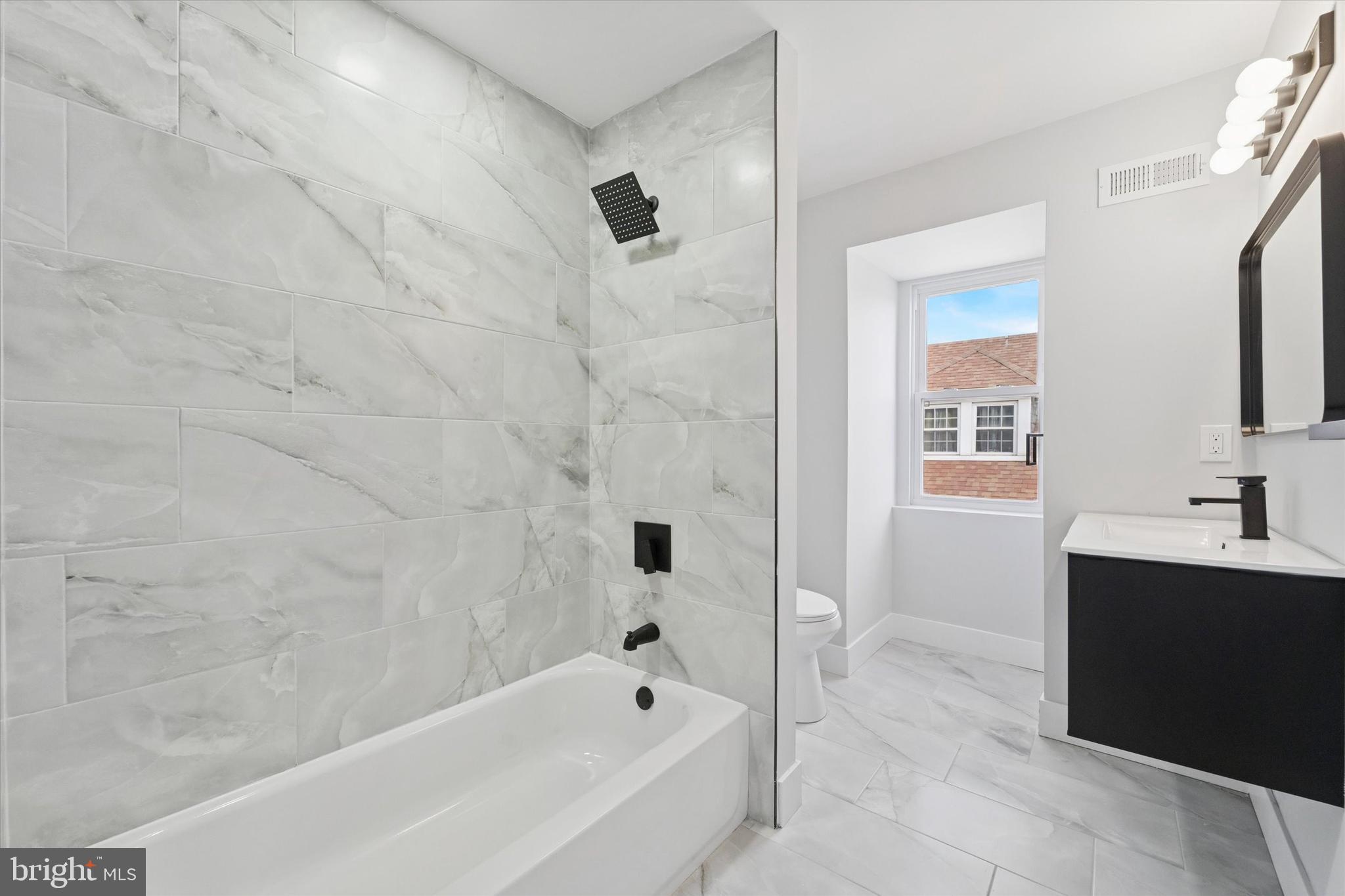 OAK LANE - Residential