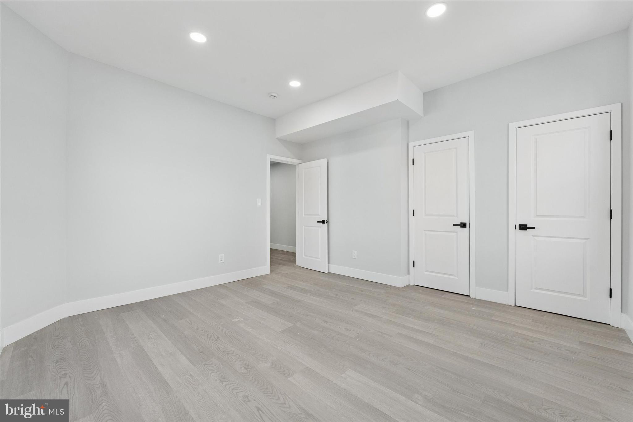 OAK LANE - Residential