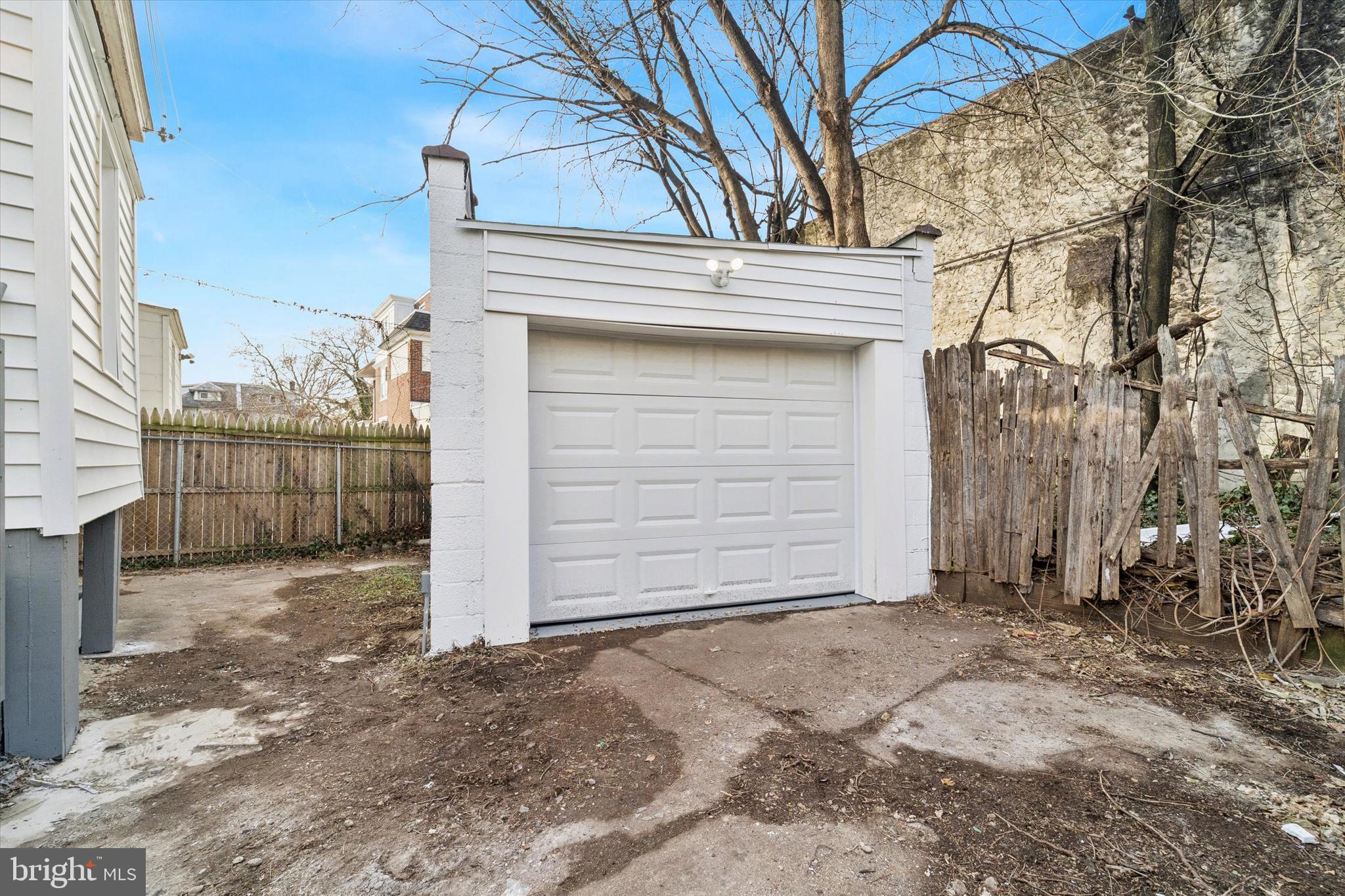 OAK LANE - Residential