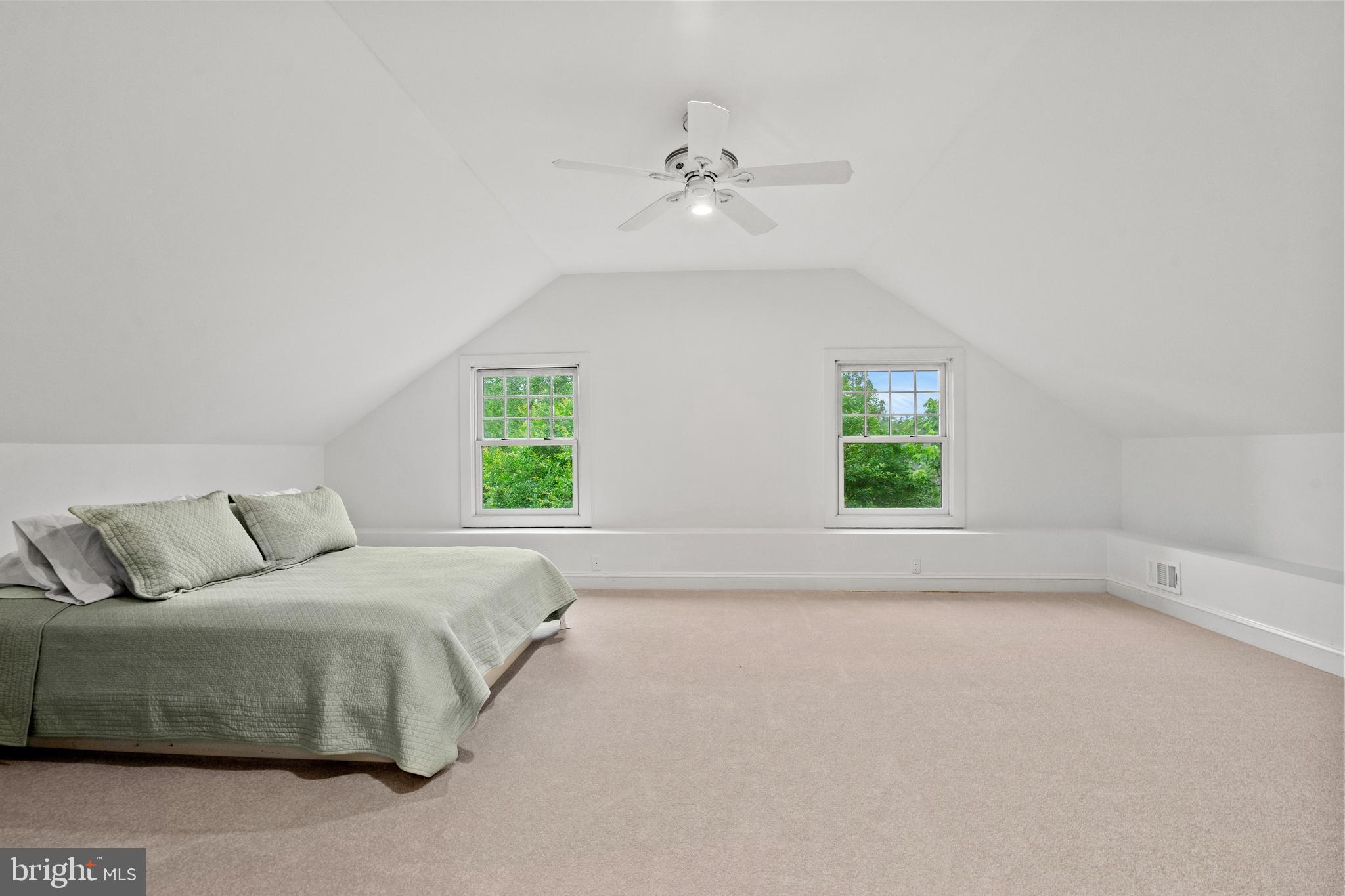 BRADDOCK HEIGHTS - Residential