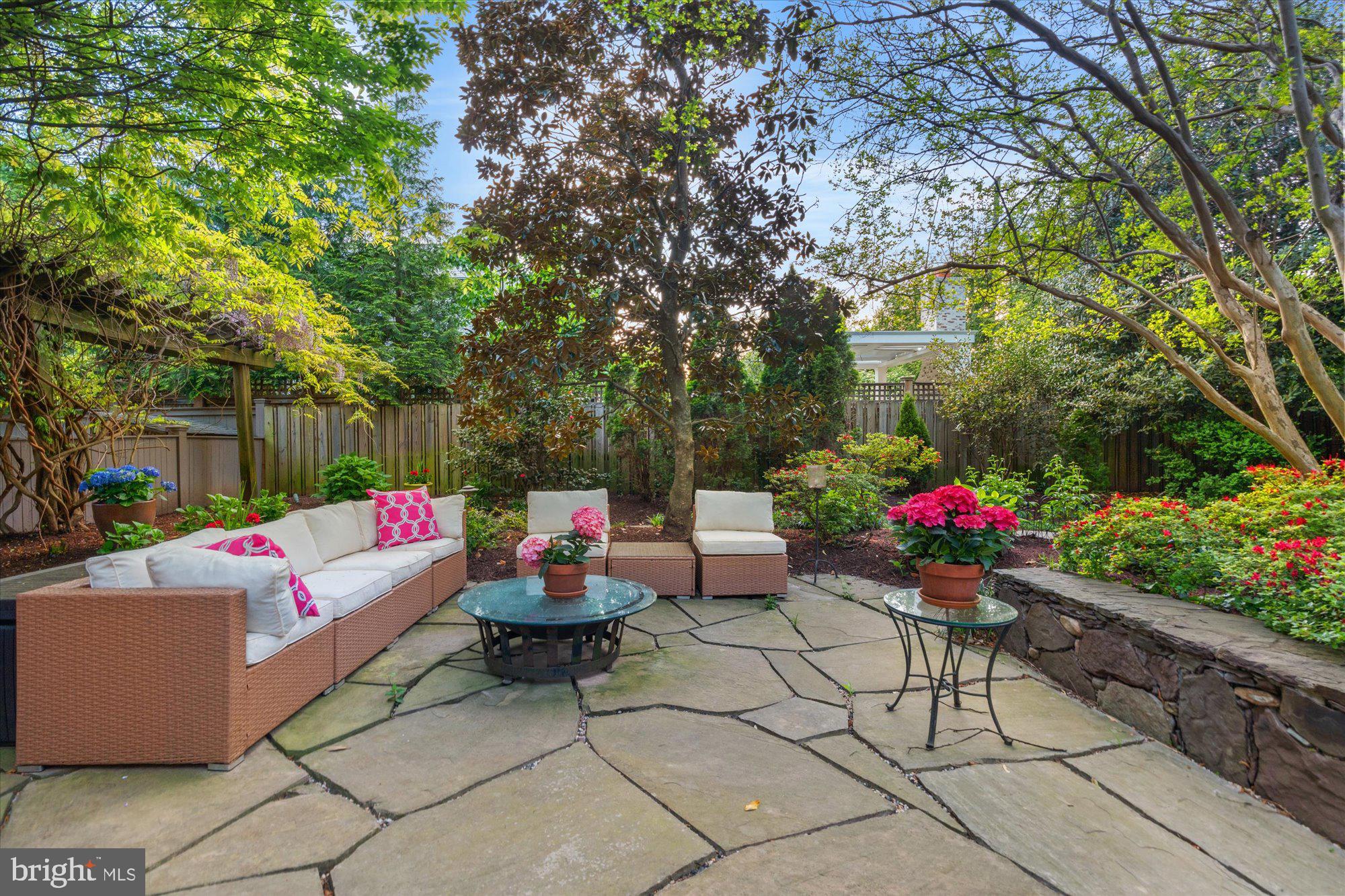 BRADDOCK HEIGHTS - Residential