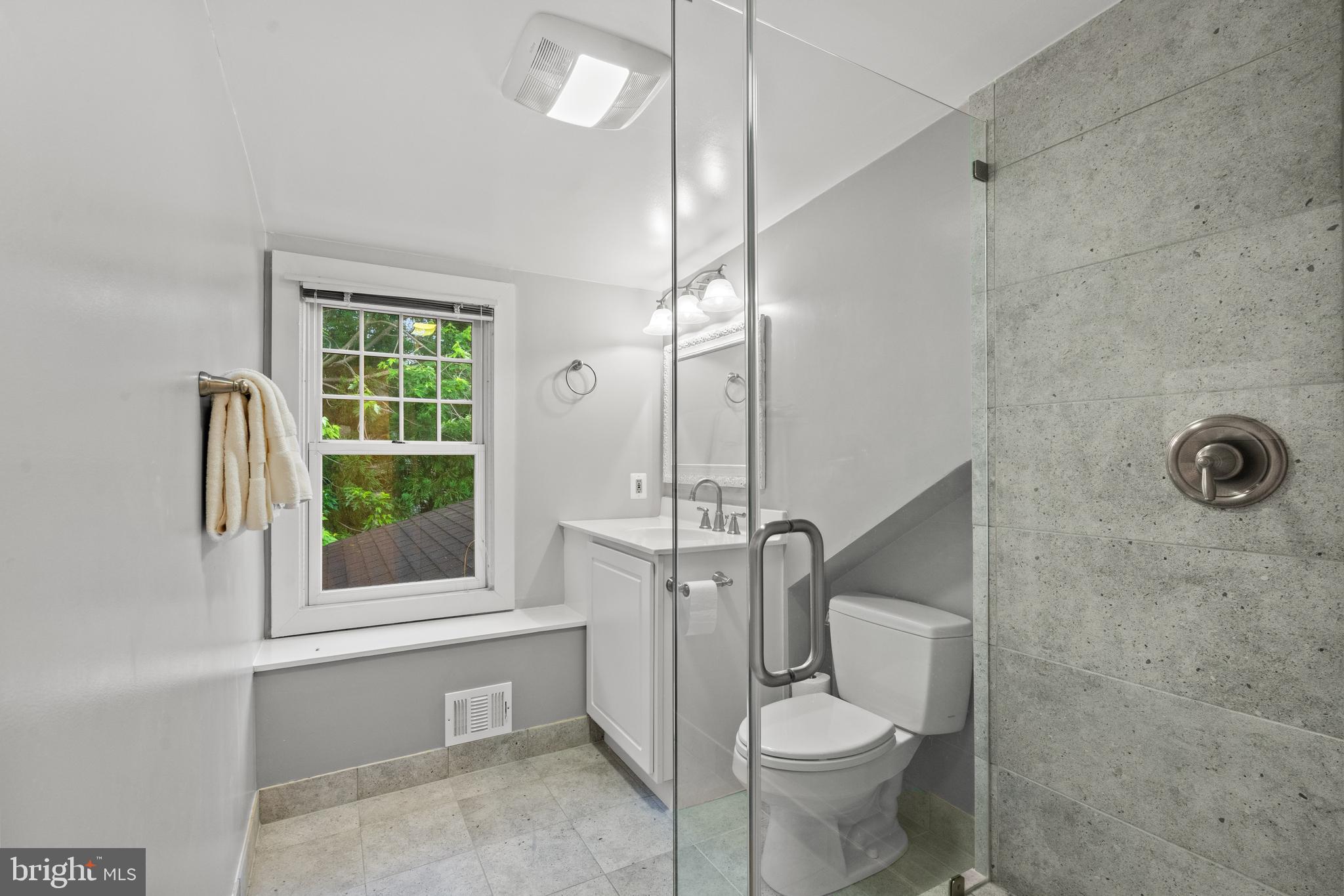 BRADDOCK HEIGHTS - Residential