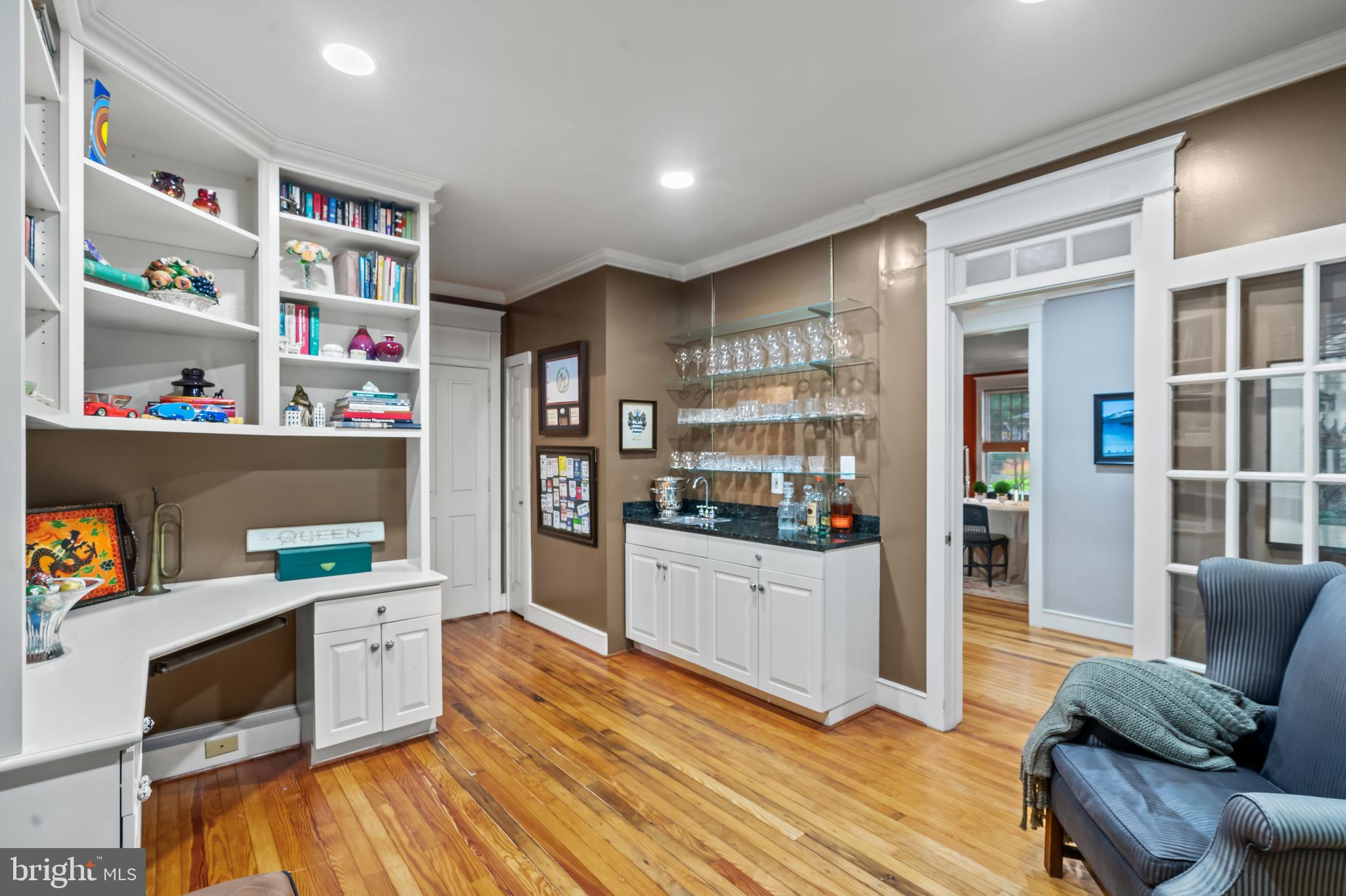 BRADDOCK HEIGHTS - Residential