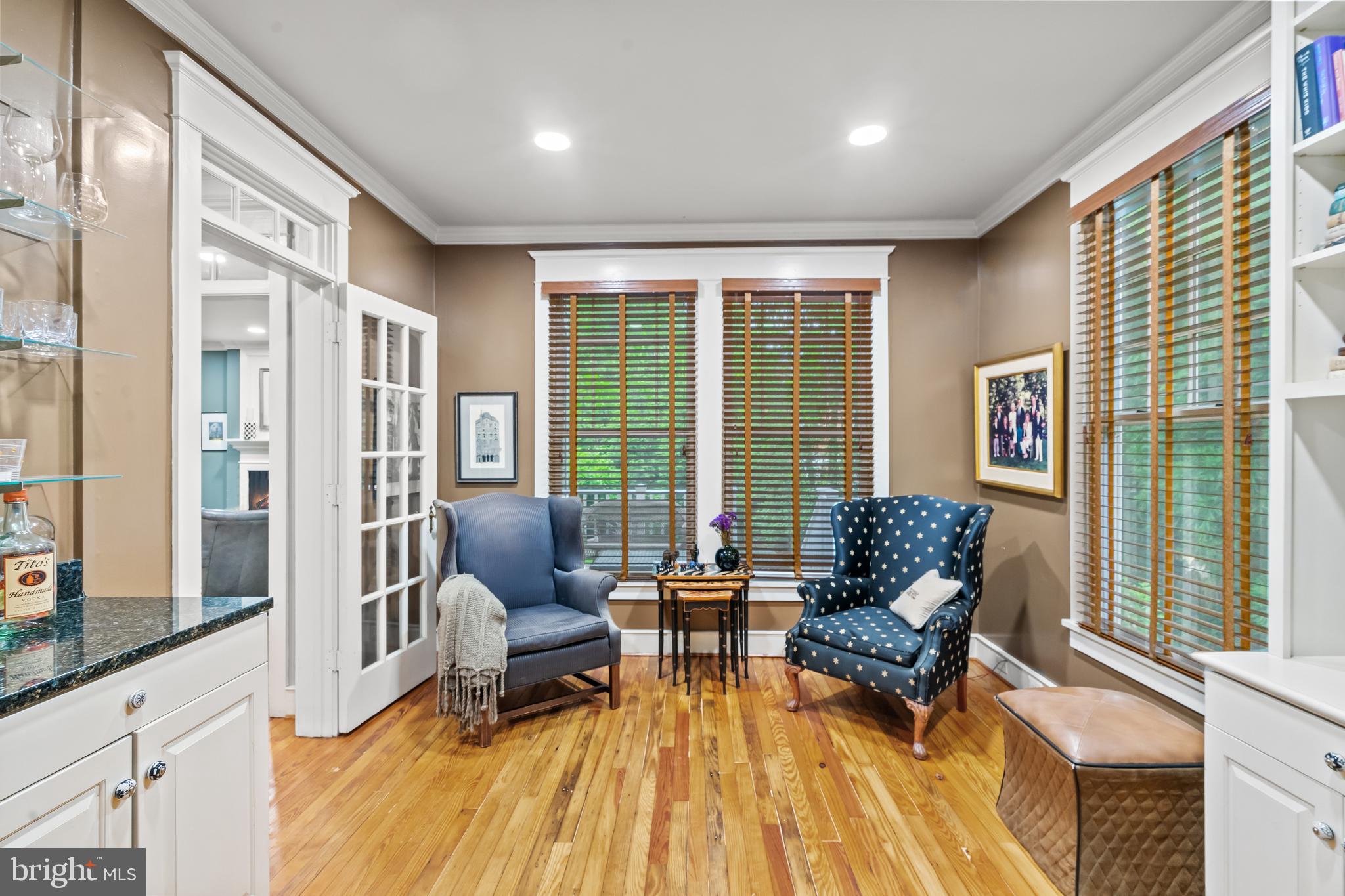 BRADDOCK HEIGHTS - Residential