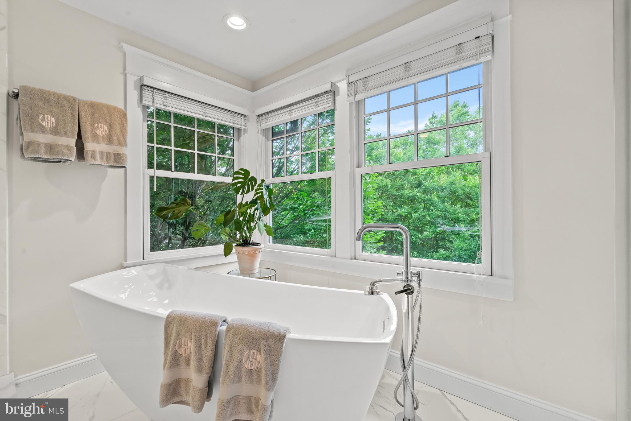 BRADDOCK HEIGHTS - Residential