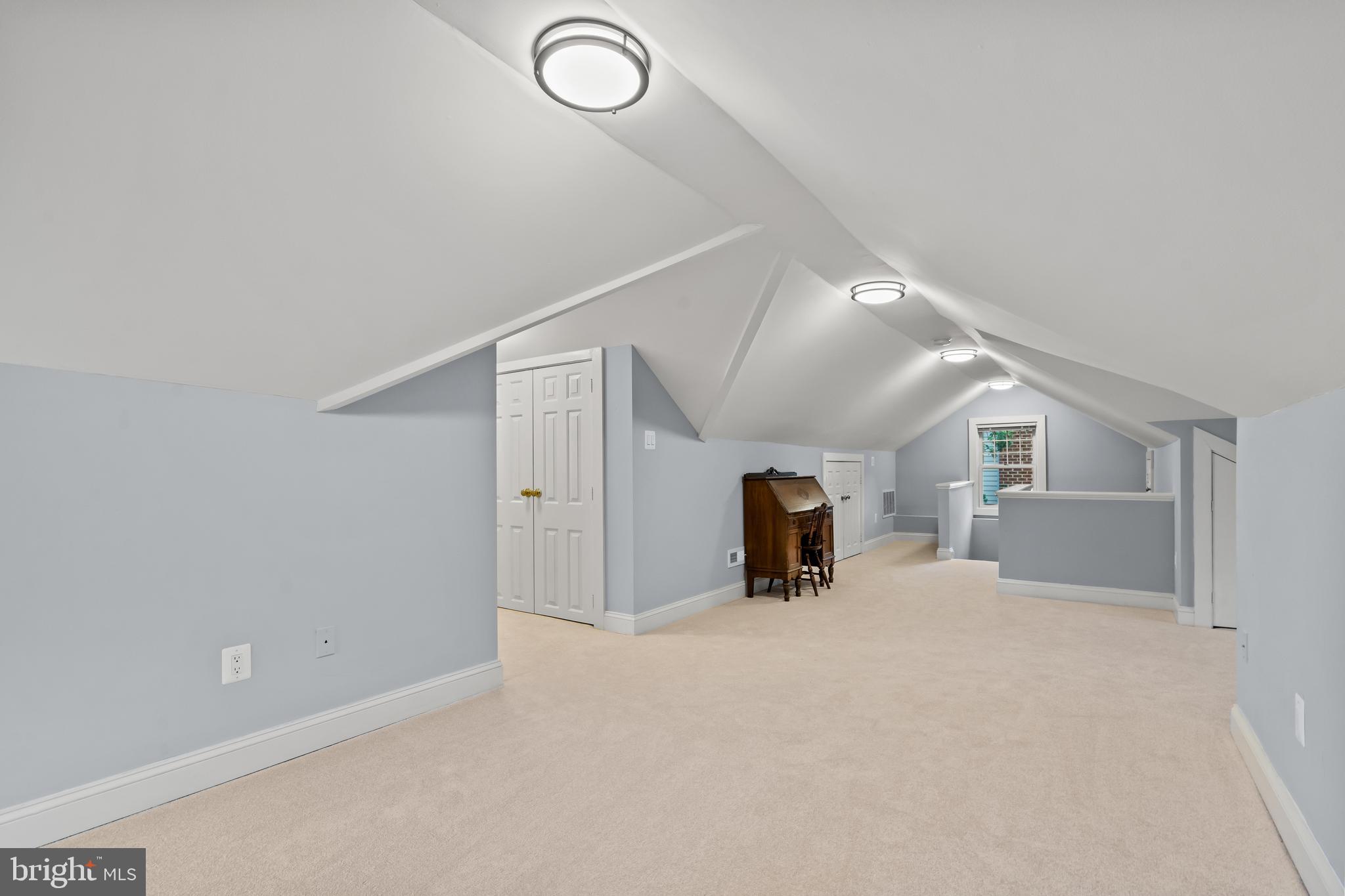 BRADDOCK HEIGHTS - Residential