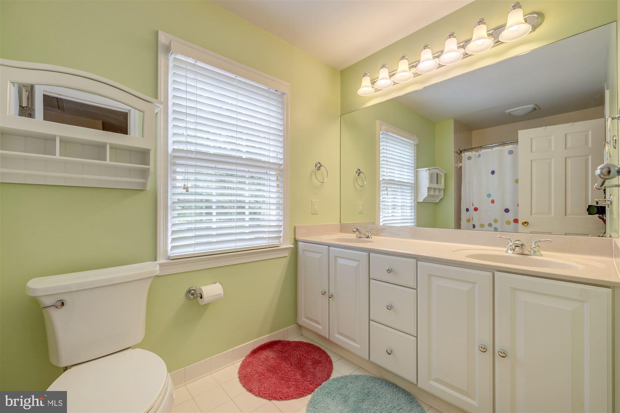 RIVER FALLS - Residential