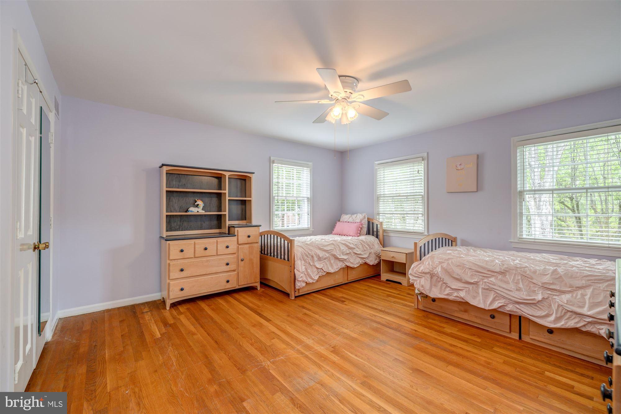 RIVER FALLS - Residential