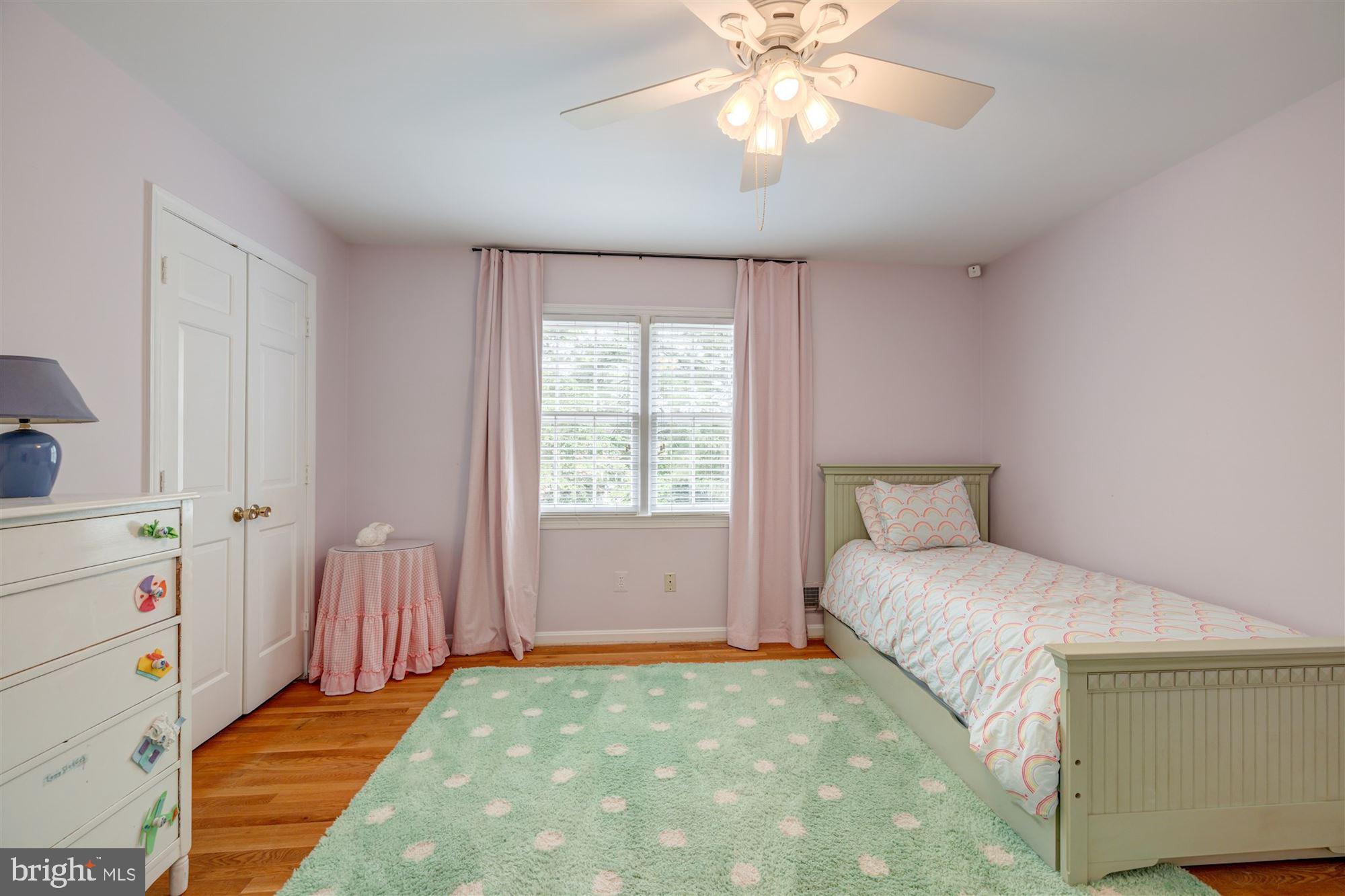 RIVER FALLS - Residential