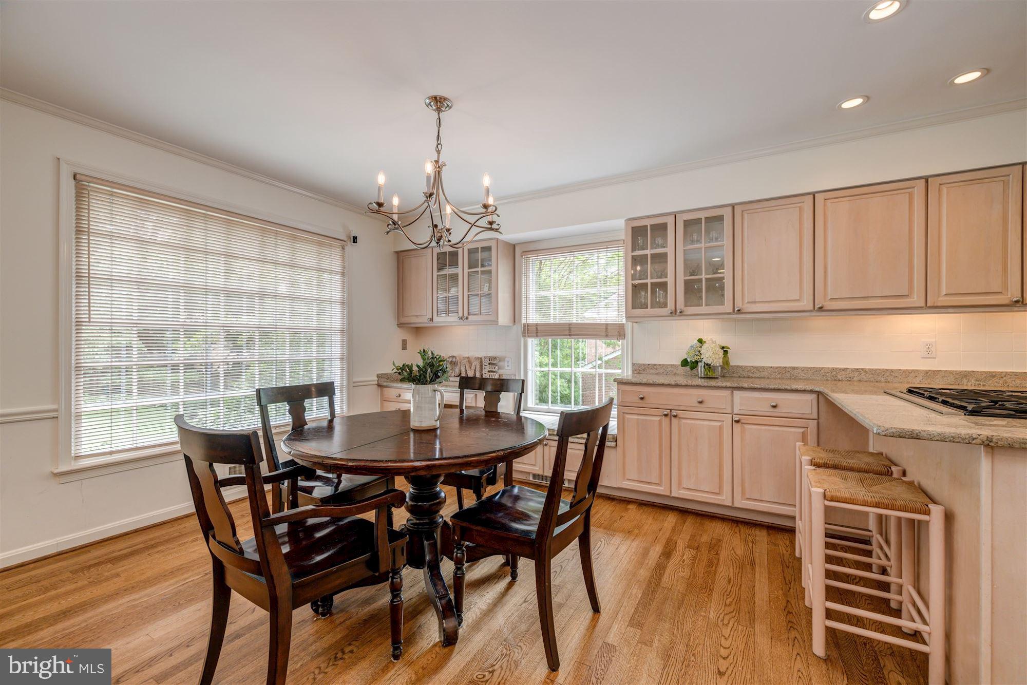 RIVER FALLS - Residential