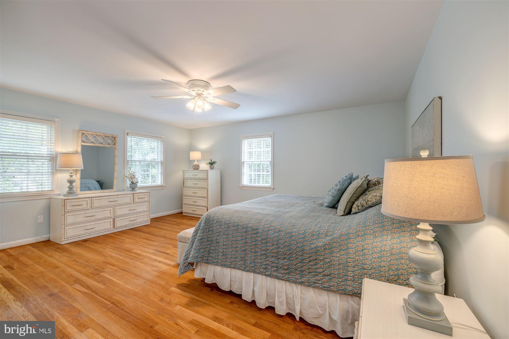 RIVER FALLS - Residential