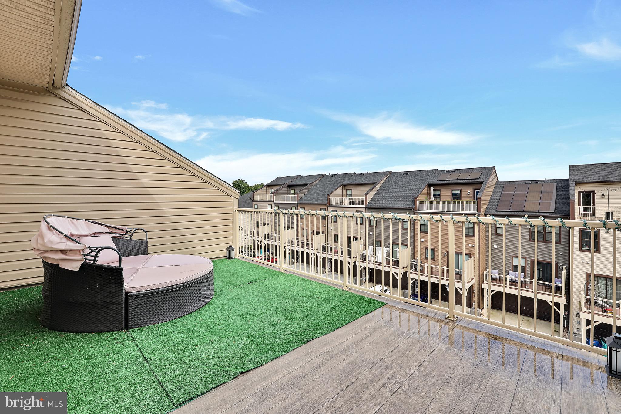 CLARKSBURG SQUARE - Residential