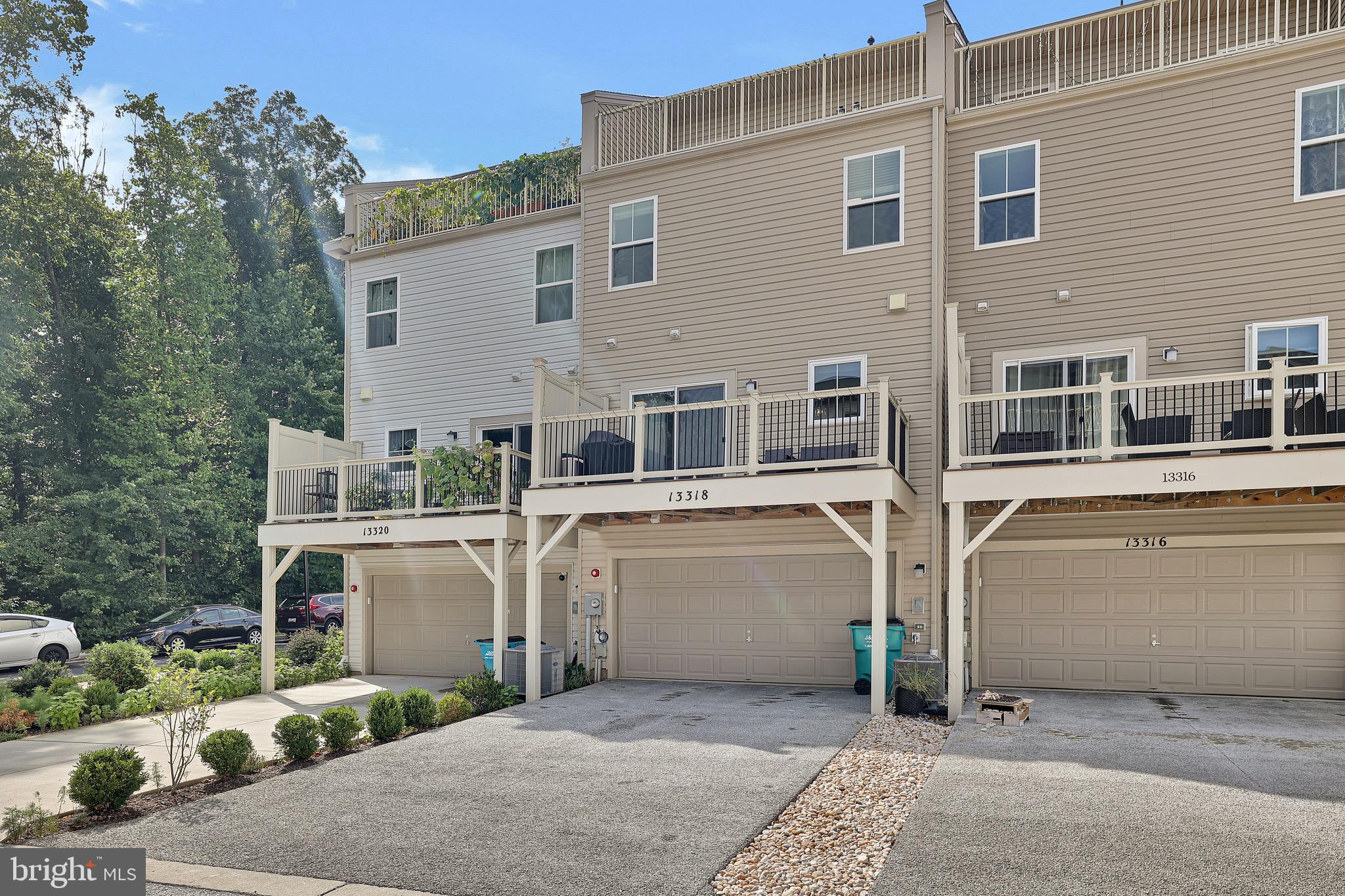 CLARKSBURG SQUARE - Residential