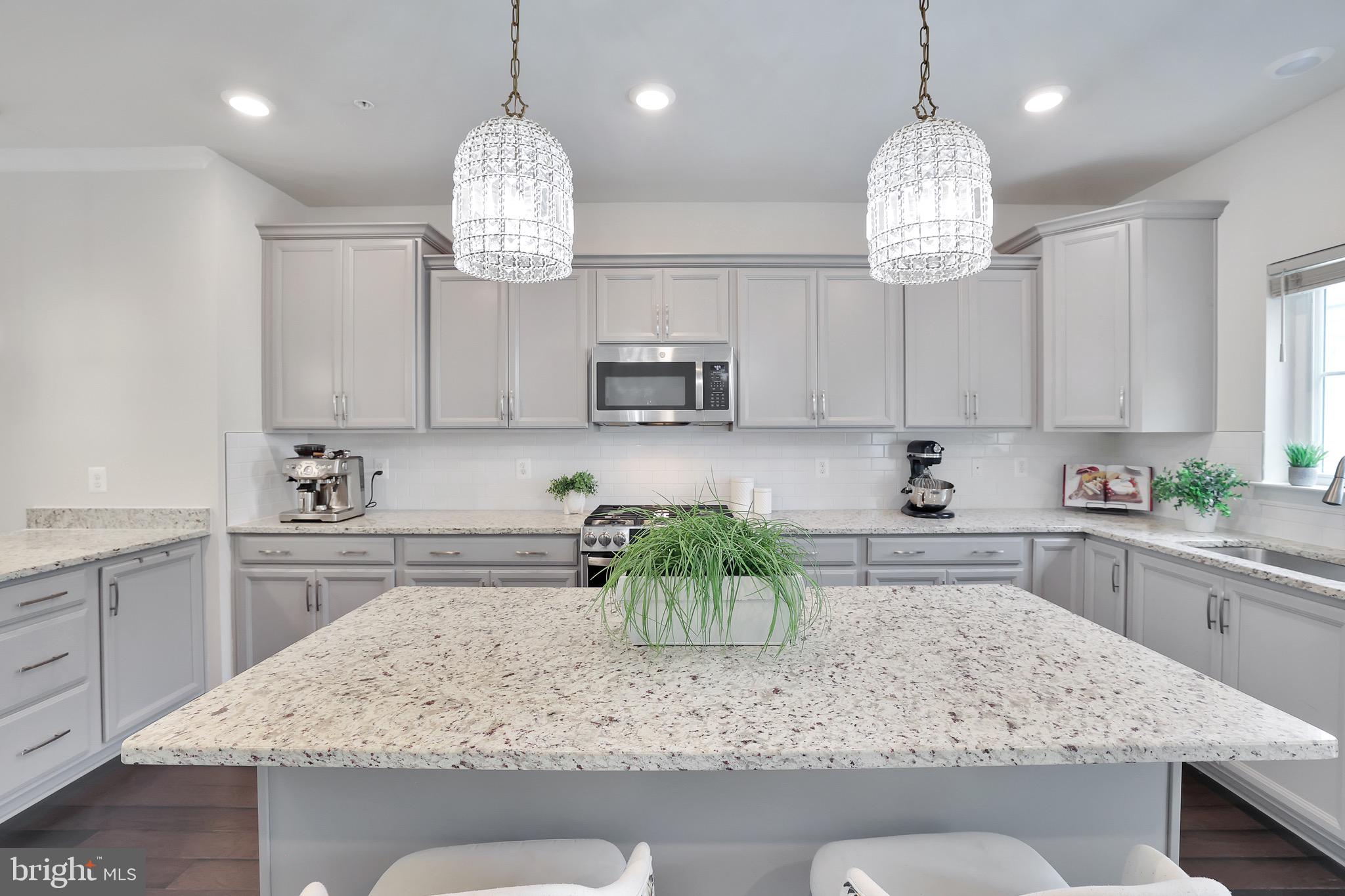 CLARKSBURG SQUARE - Residential