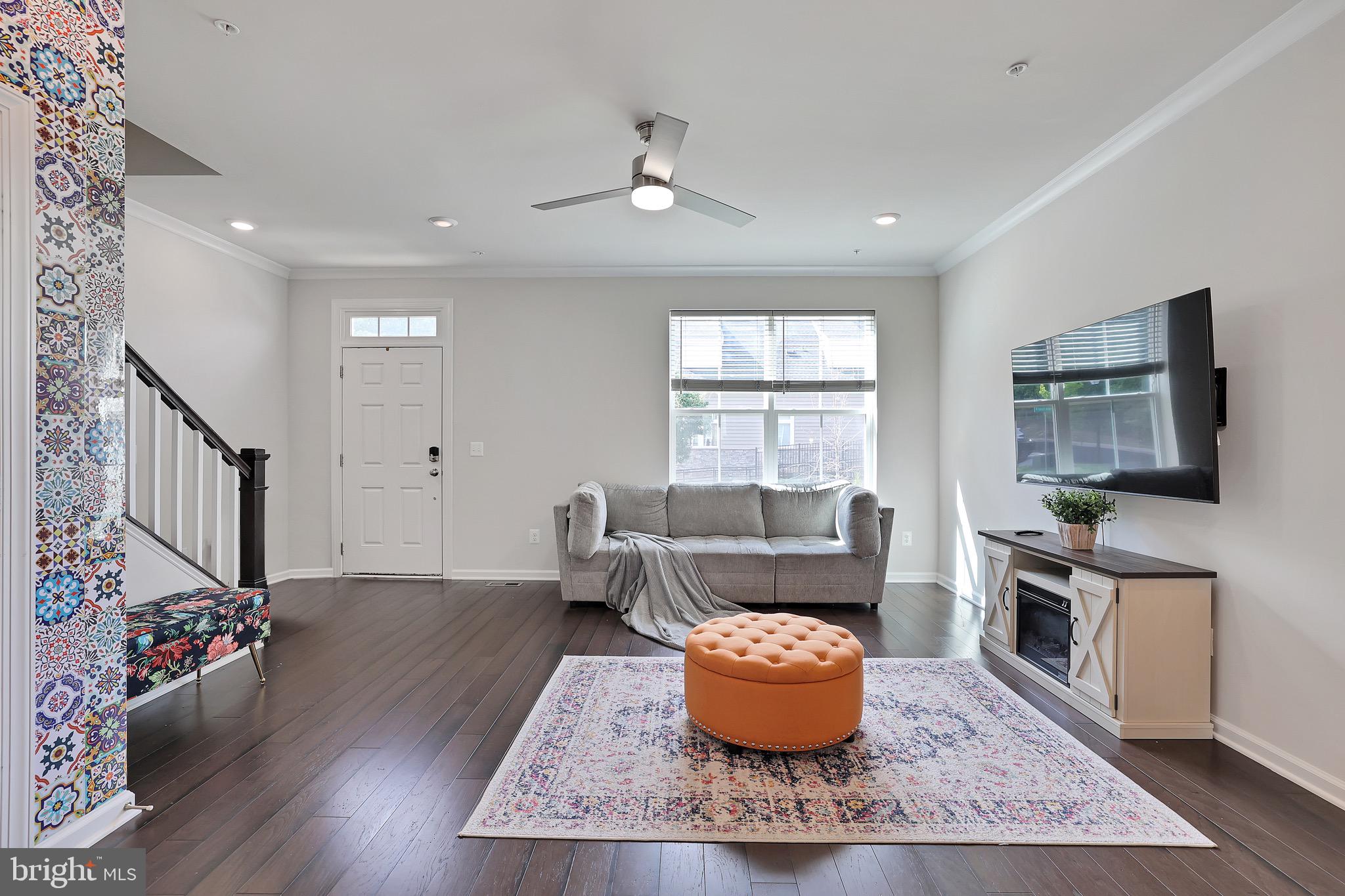 CLARKSBURG SQUARE - Residential