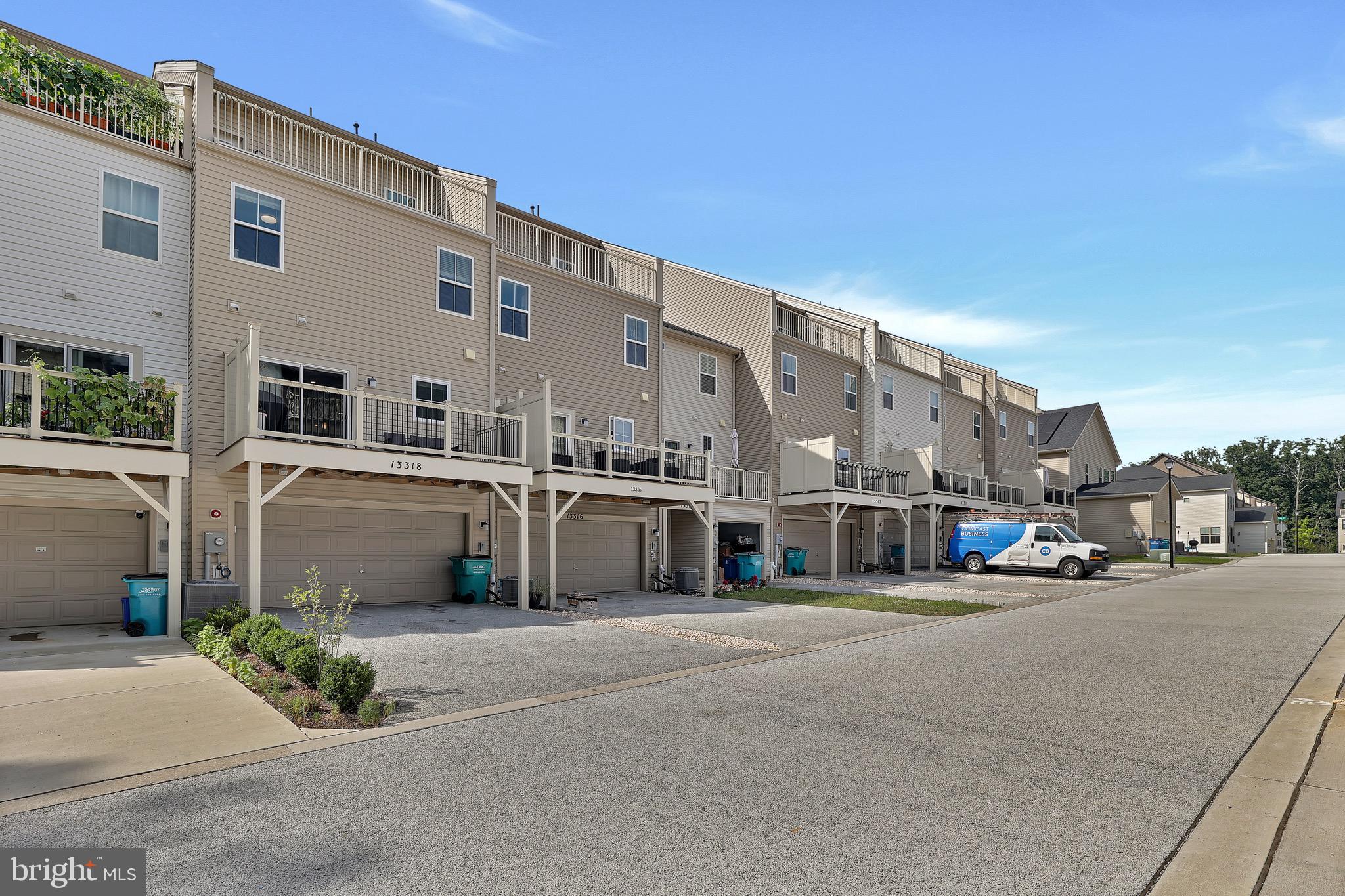 CLARKSBURG SQUARE - Residential