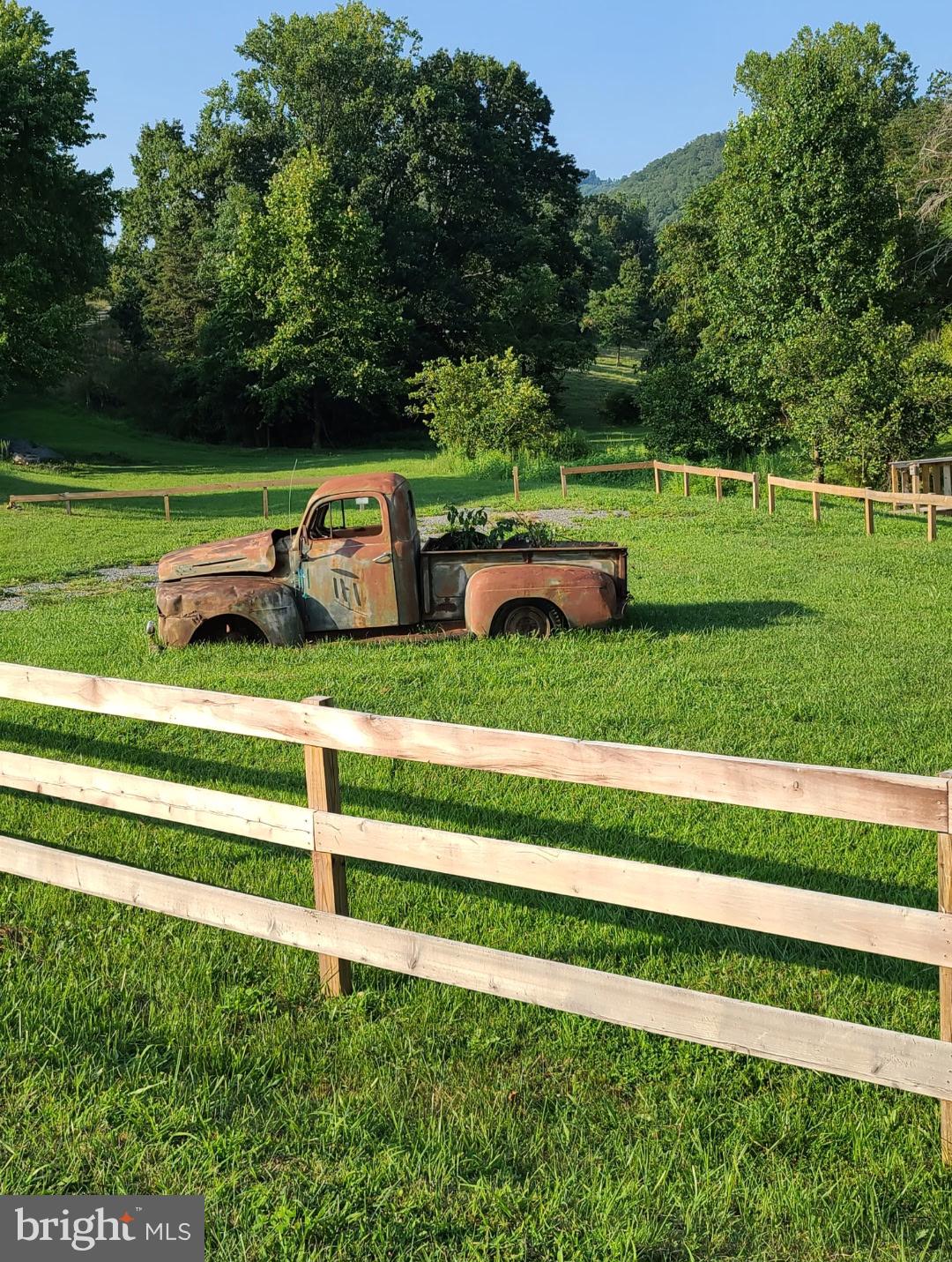 Near 405 KINDERHOOK ROAD