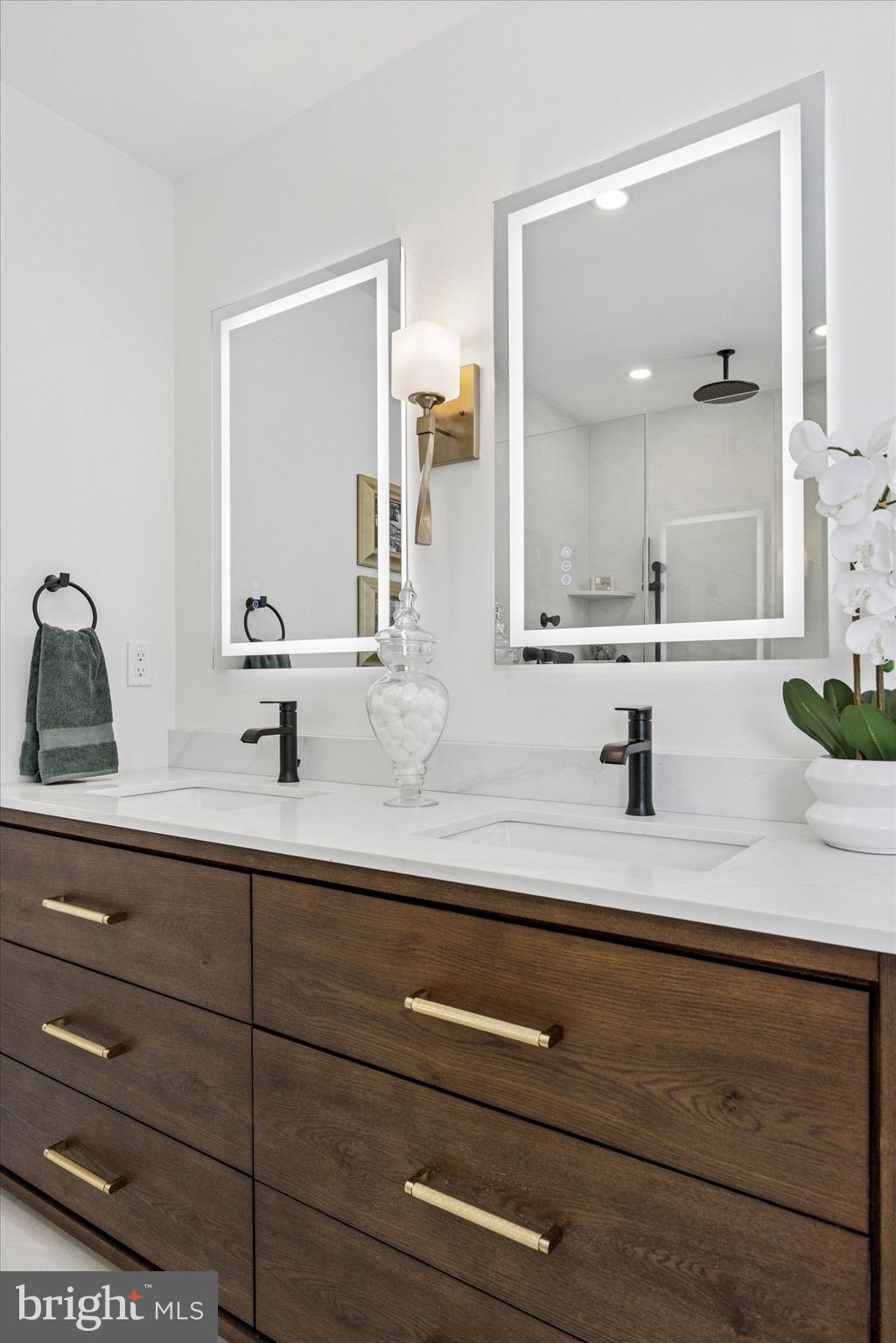 BROOKLINE - Residential