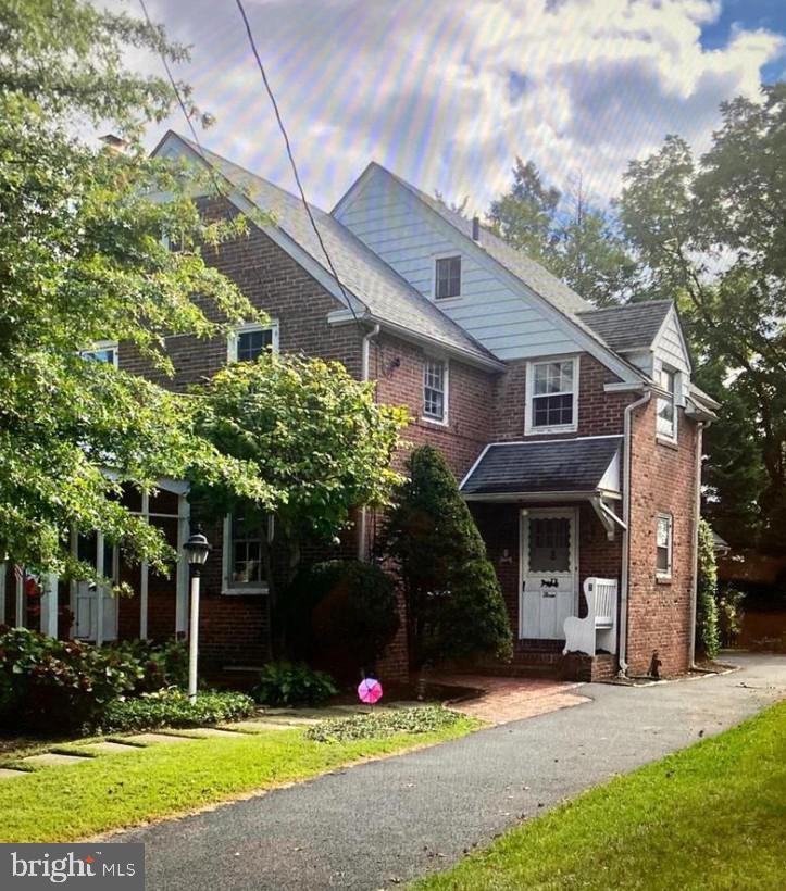 BROOKLINE - Residential
