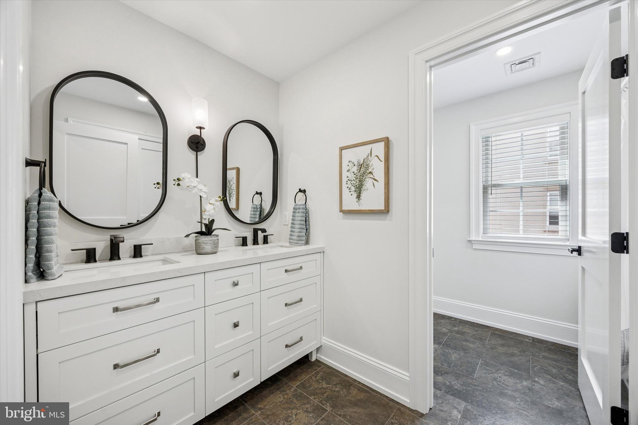 BROOKLINE - Residential