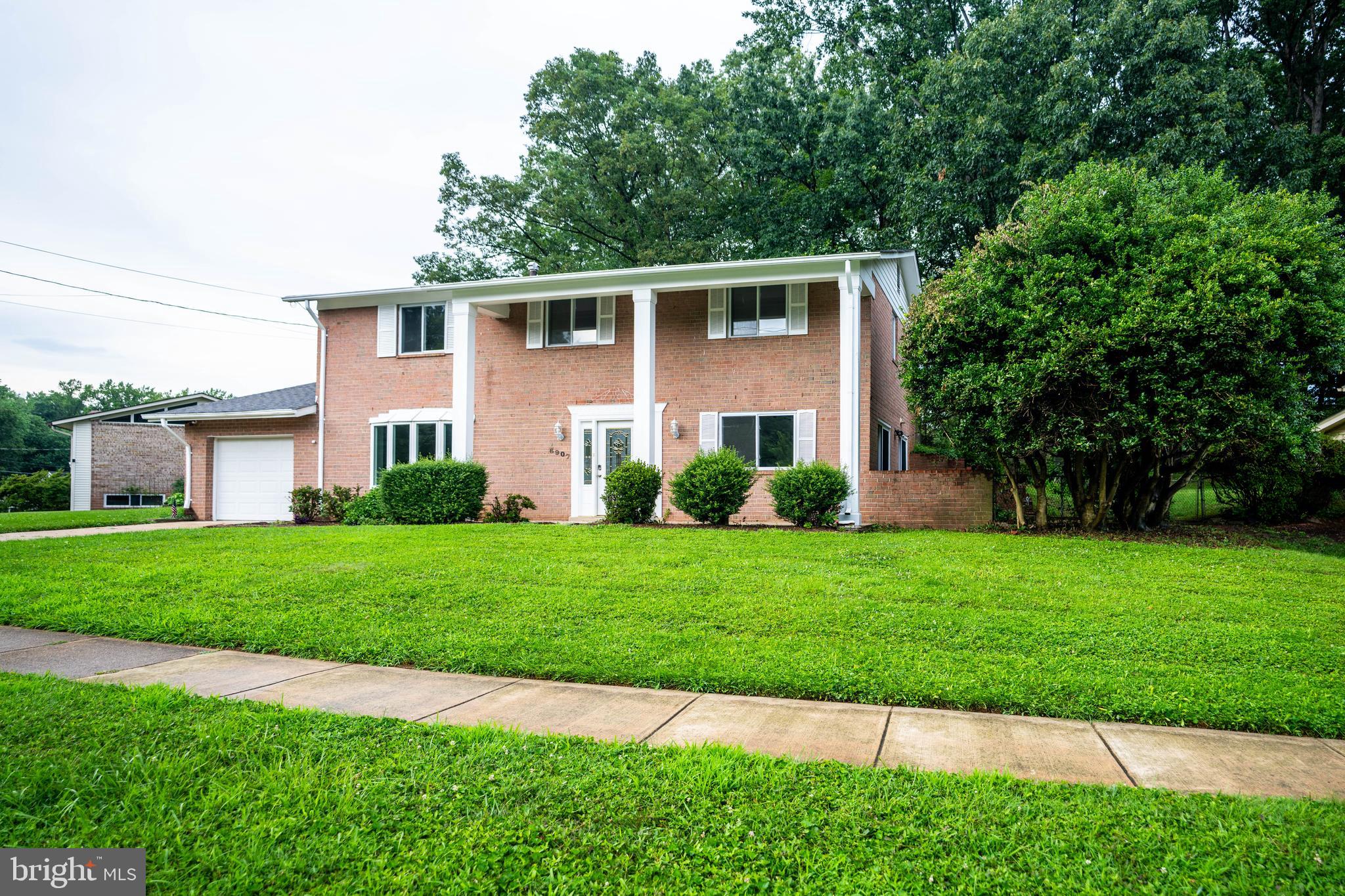 6907 BARNACK DRIVE