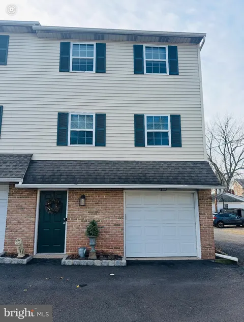 126 N Station Street, Telford, PA 18969 - MLS#: PAMC2165434