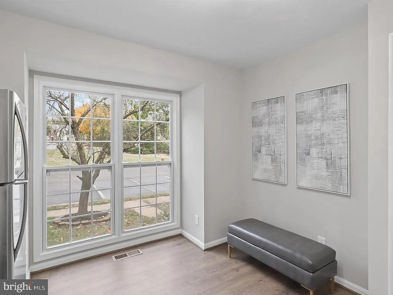 ASHBURN FARM - Residential Lease