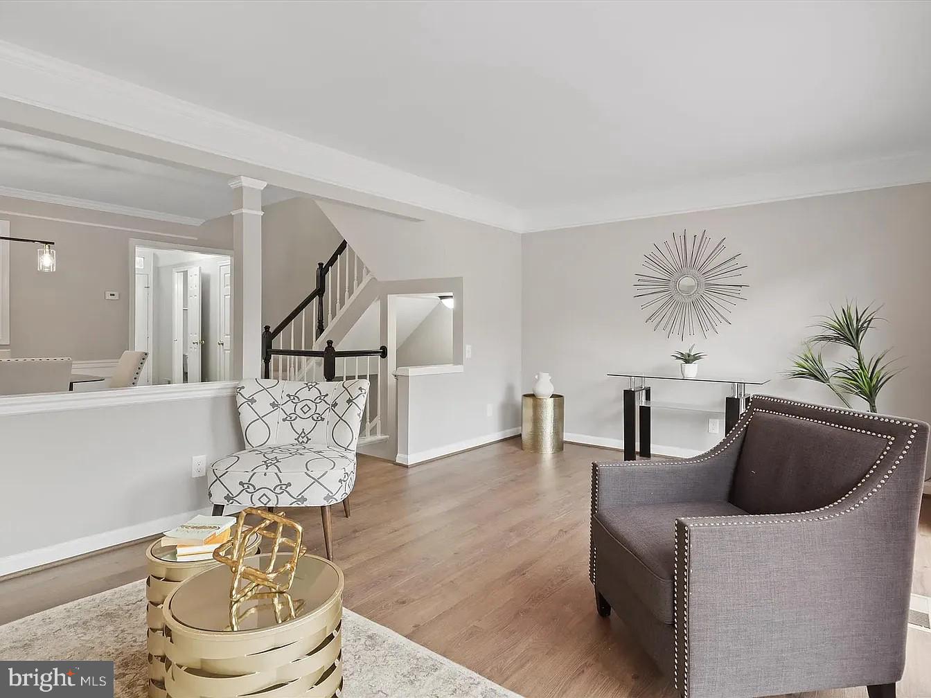 ASHBURN FARM - Residential Lease