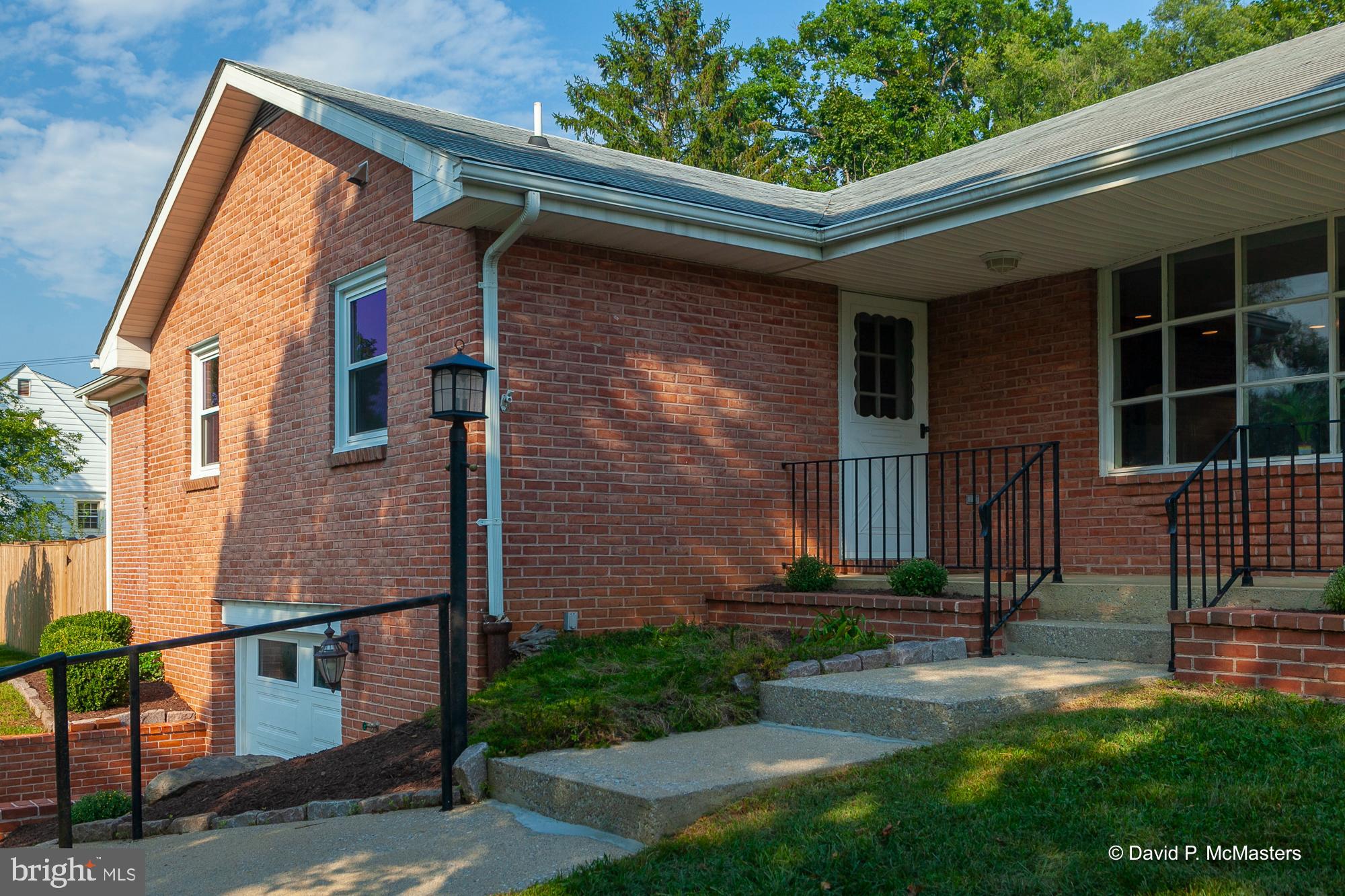 CHARLES TOWN - Residential