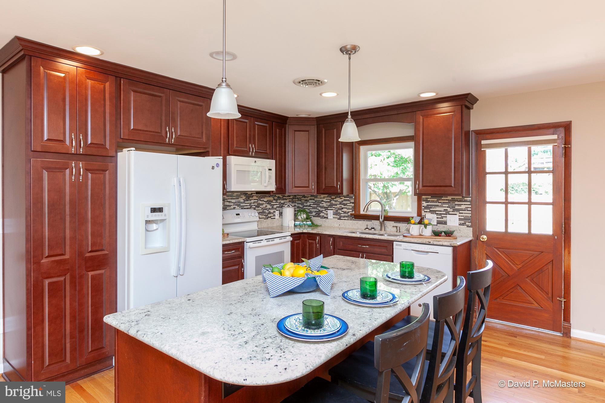 CHARLES TOWN - Residential