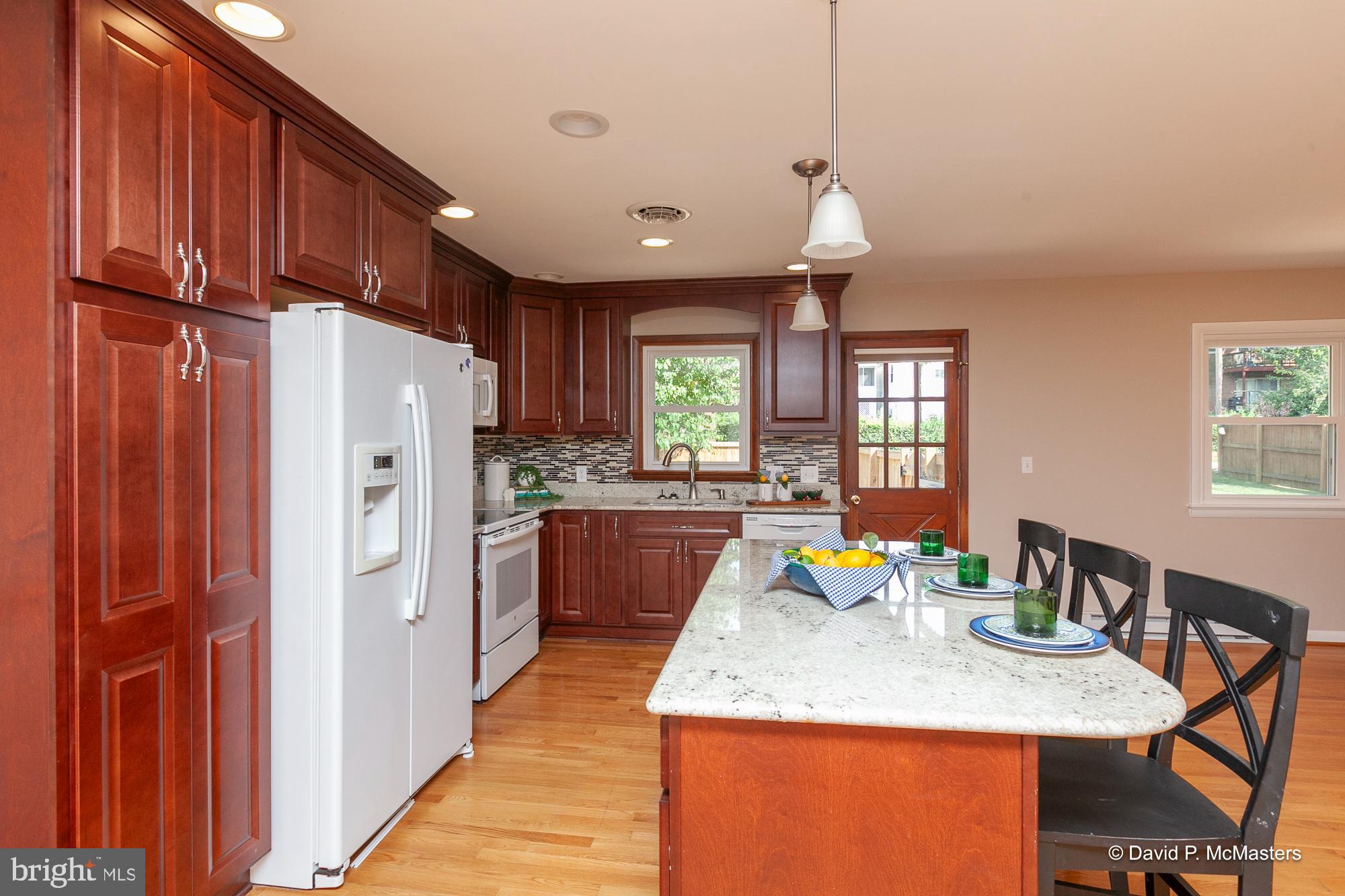 CHARLES TOWN - Residential