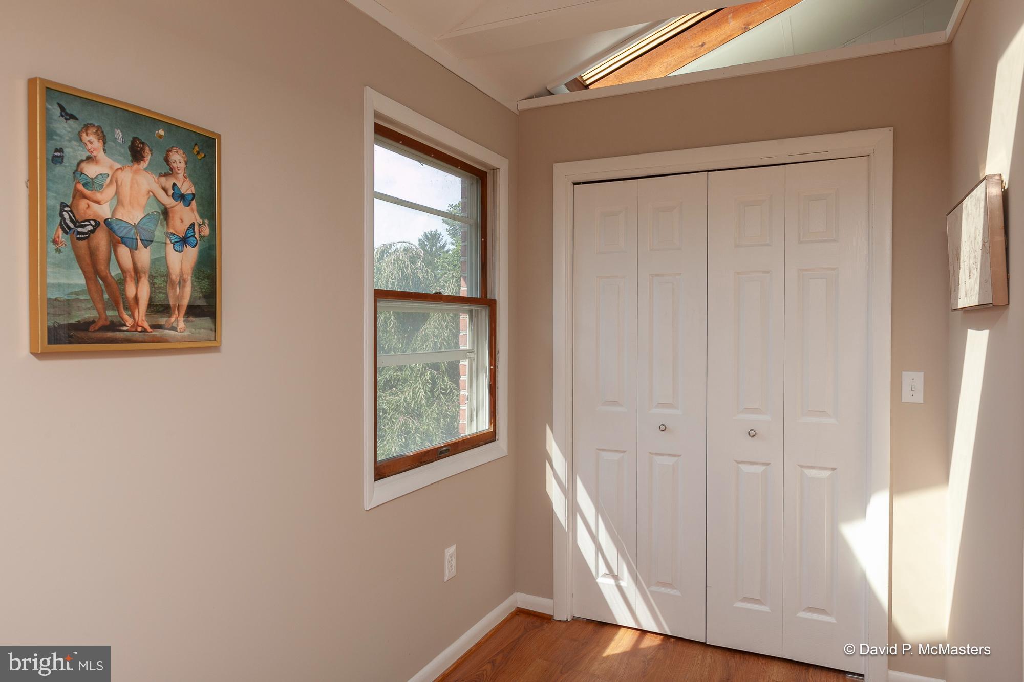 CHARLES TOWN - Residential