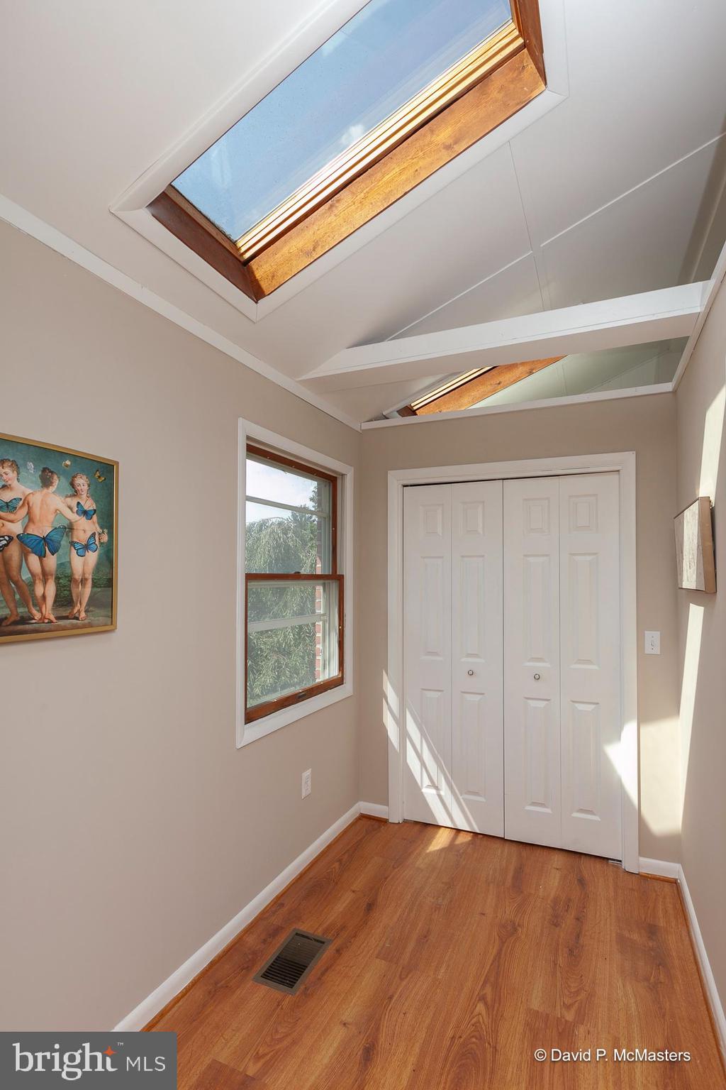 CHARLES TOWN - Residential