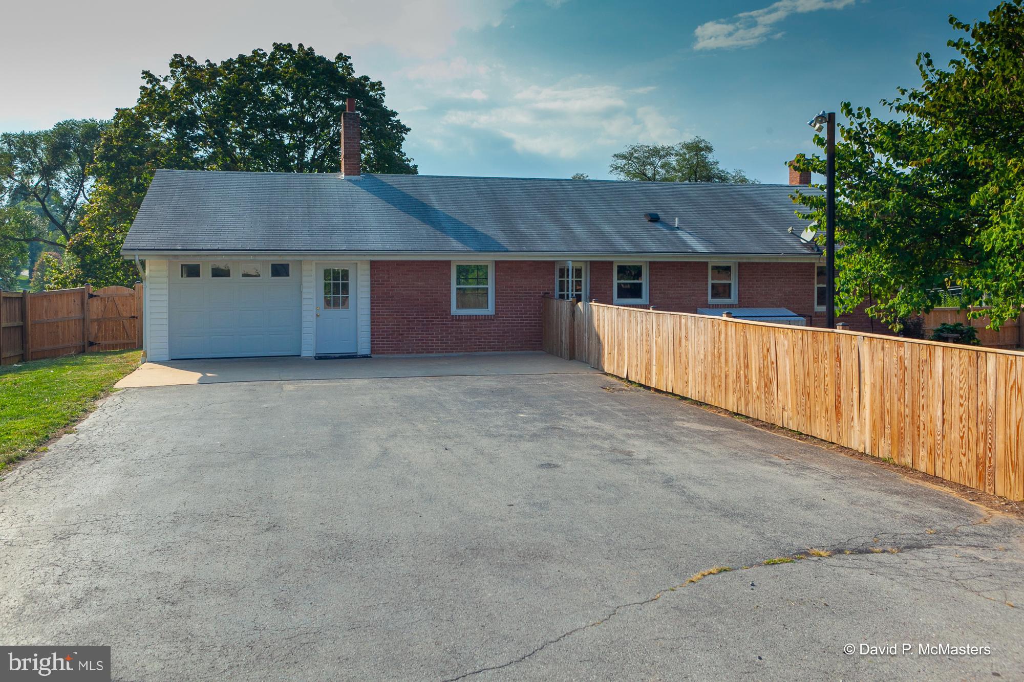 CHARLES TOWN - Residential