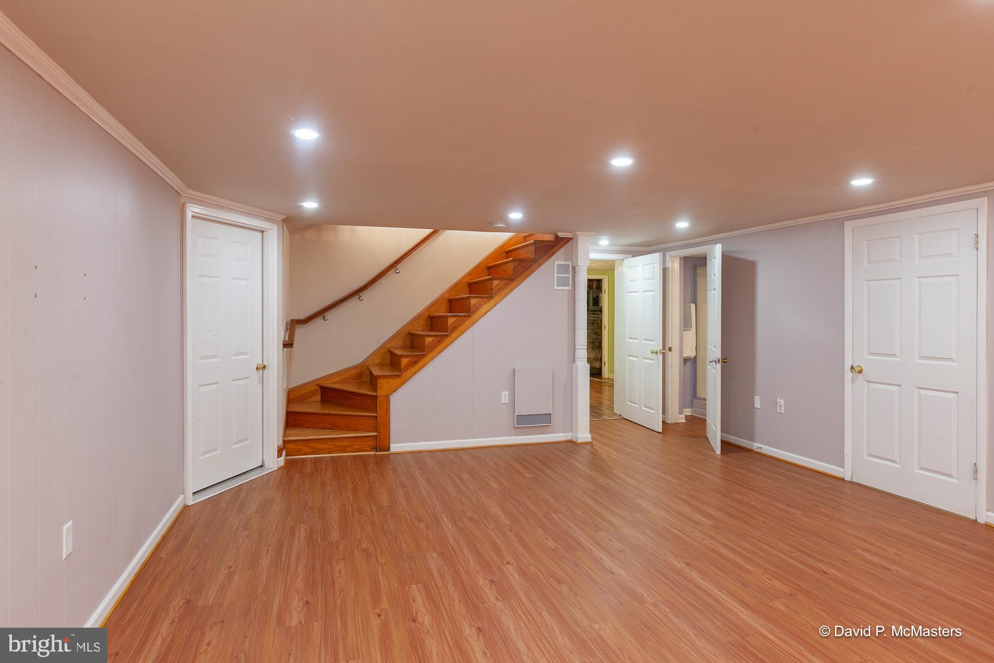 CHARLES TOWN - Residential