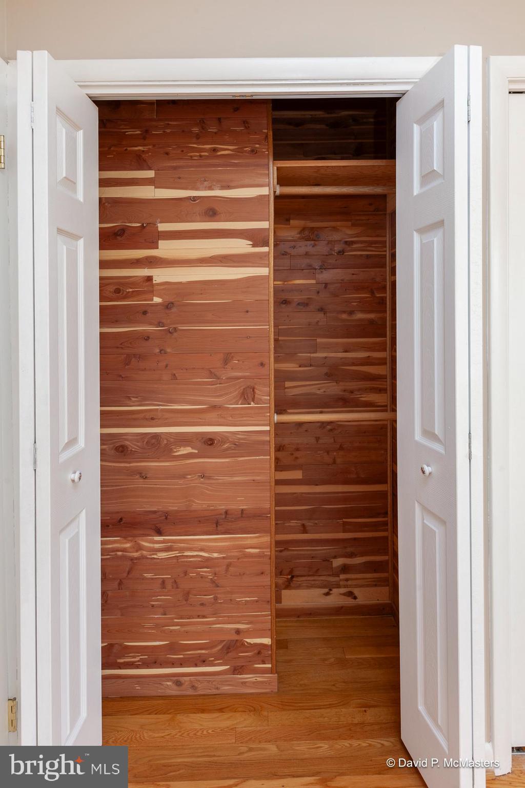 CHARLES TOWN - Residential