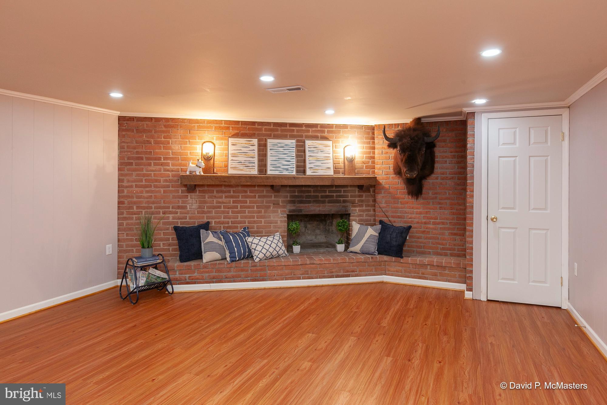 CHARLES TOWN - Residential