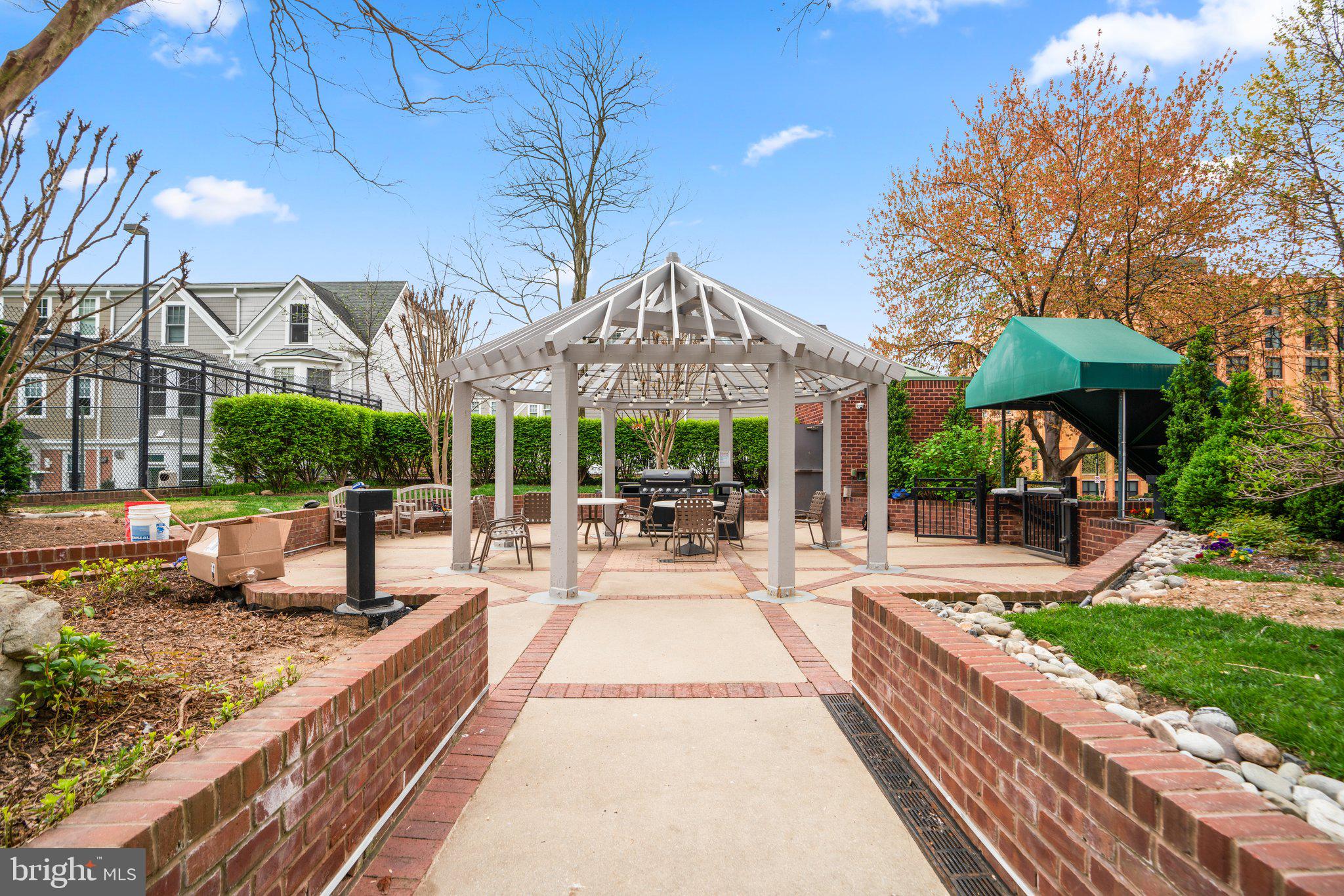 CHASE AT BETHESDA CODM - Residential