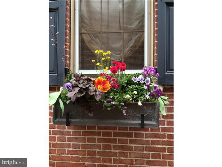 SOCIETY HILL - Residential