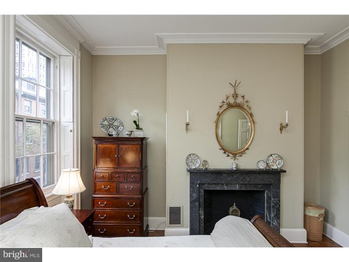 SOCIETY HILL - Residential