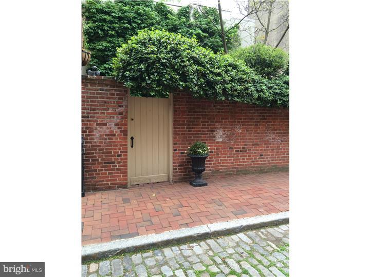 SOCIETY HILL - Residential