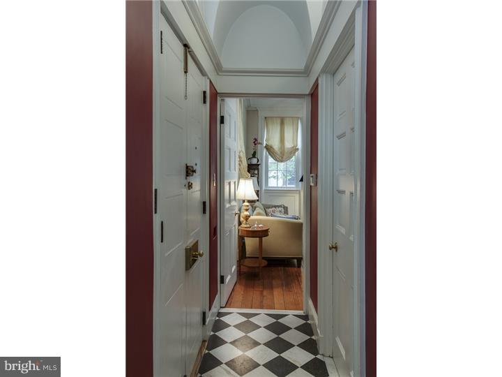 SOCIETY HILL - Residential