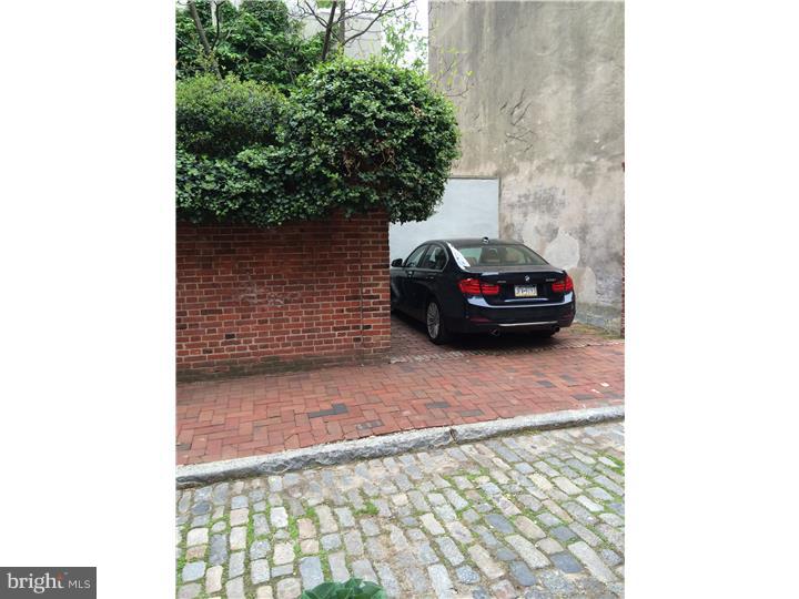 SOCIETY HILL - Residential