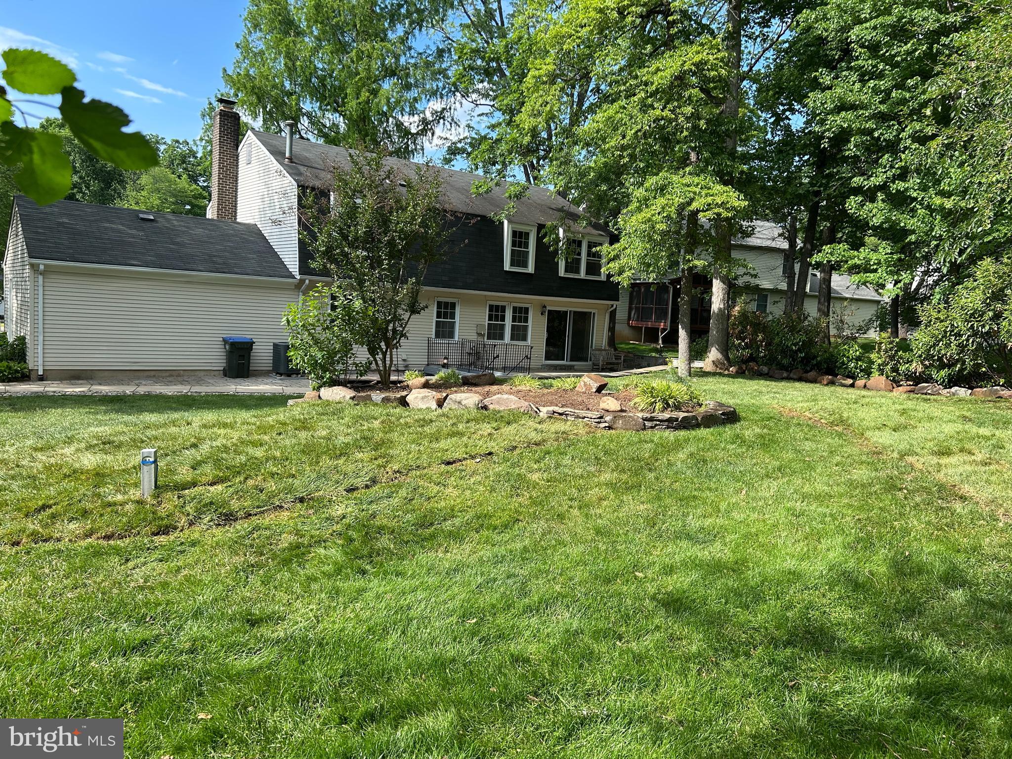 RESTON - Residential