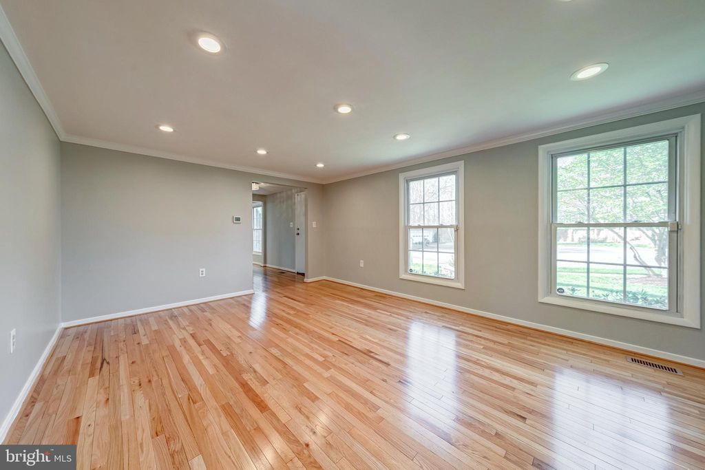 Photo of 2285 Marginella Drive, RESTON, VA 20191 (MLS # VAFX2291672)
