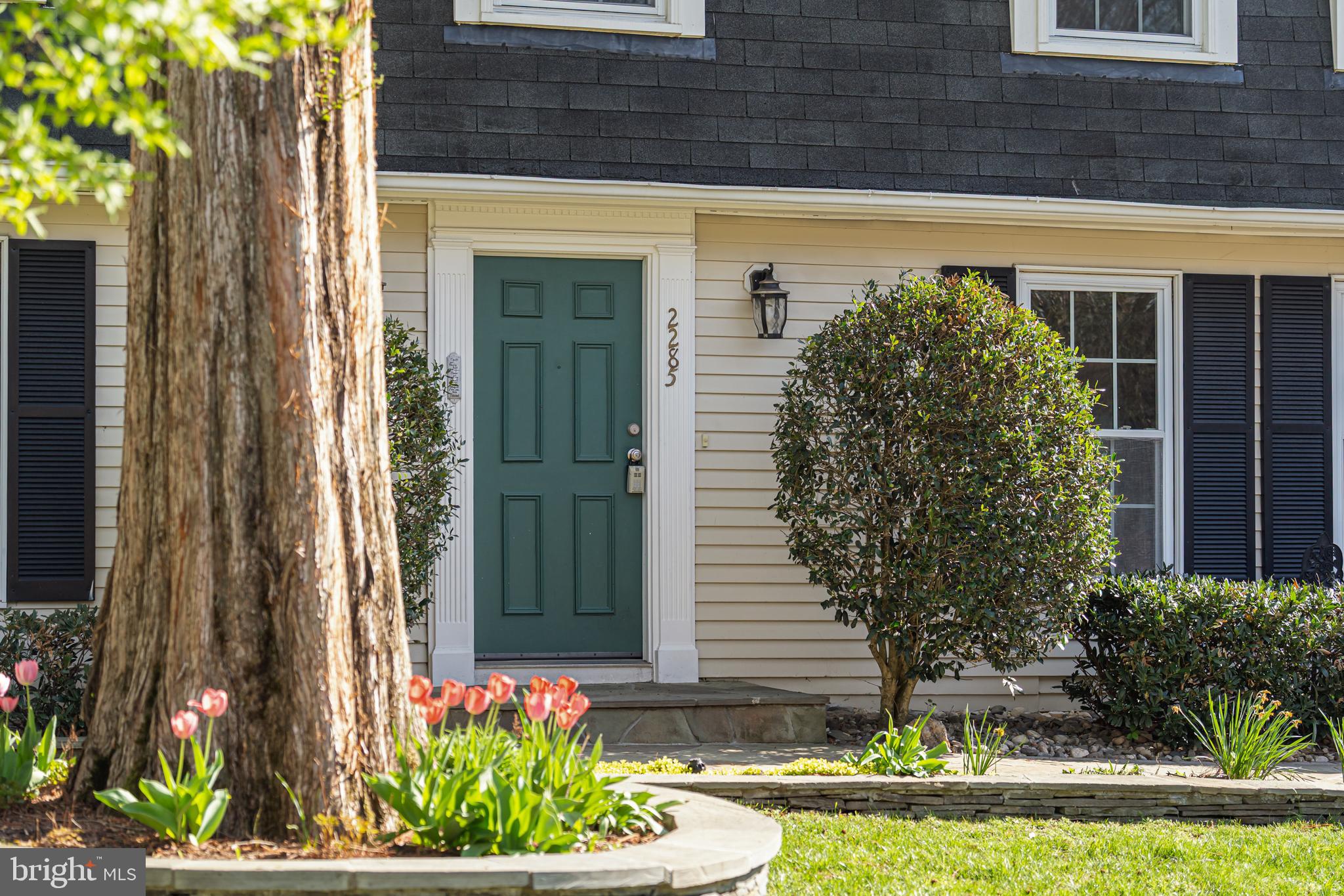 RESTON - Residential